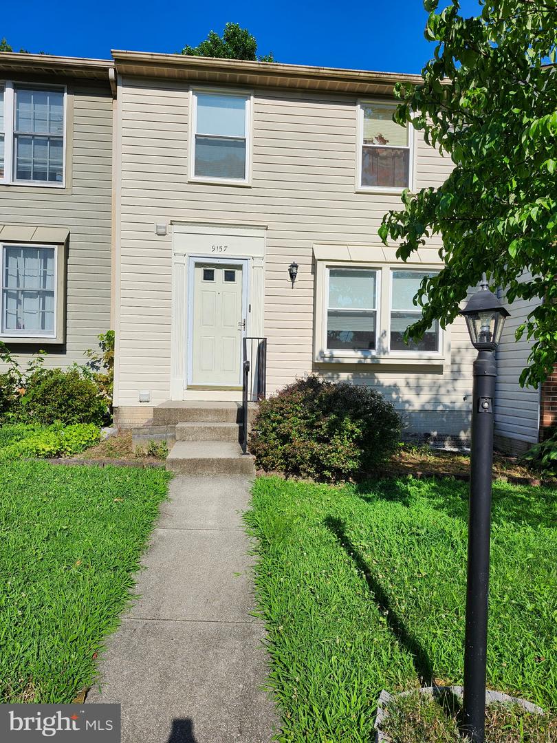 9157 SHEFFIELD HUNT CT, LORTON, Virginia 22079, 3 Bedrooms Bedrooms, ,2 BathroomsBathrooms,Residential,For sale,9157 SHEFFIELD HUNT CT,VAFX2253740 MLS # VAFX2253740