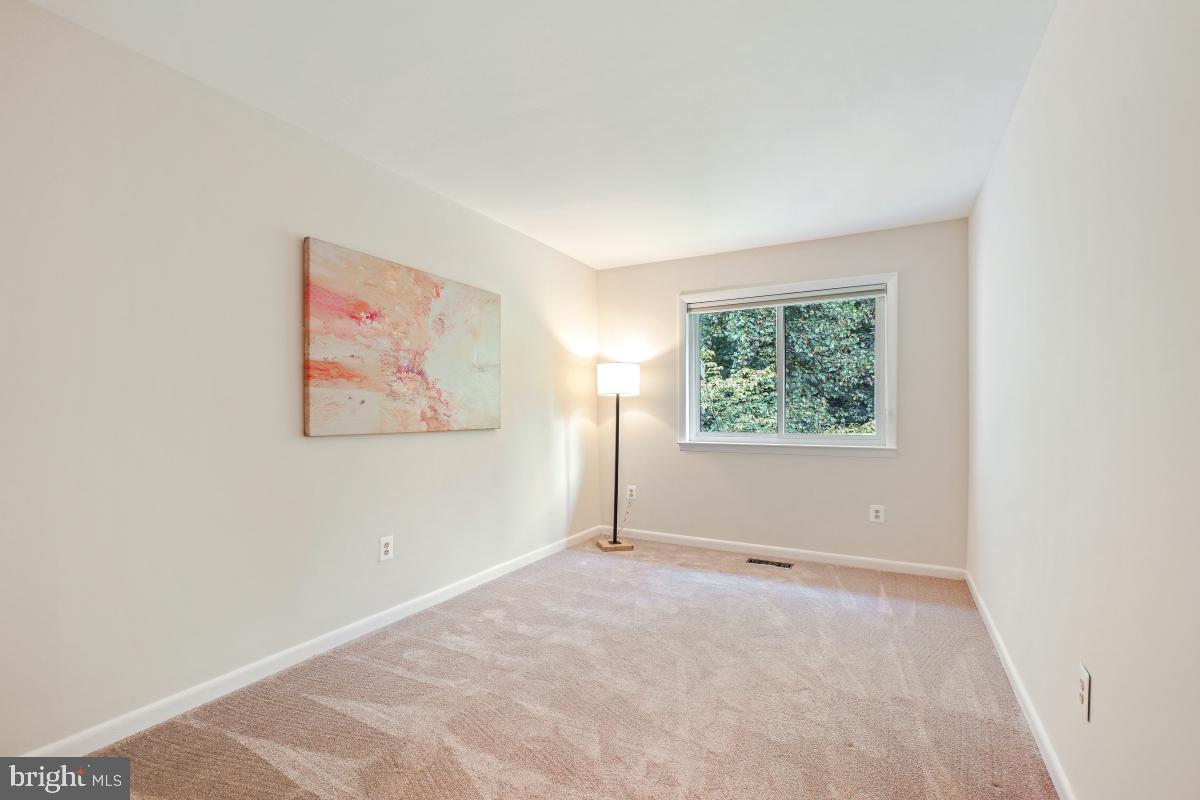 2130 GLENCOURSE LN, RESTON, Virginia 20191, 3 Bedrooms Bedrooms, ,2 BathroomsBathrooms,Residential,For sale,2130 GLENCOURSE LN,VAFX2255030 MLS # VAFX2255030