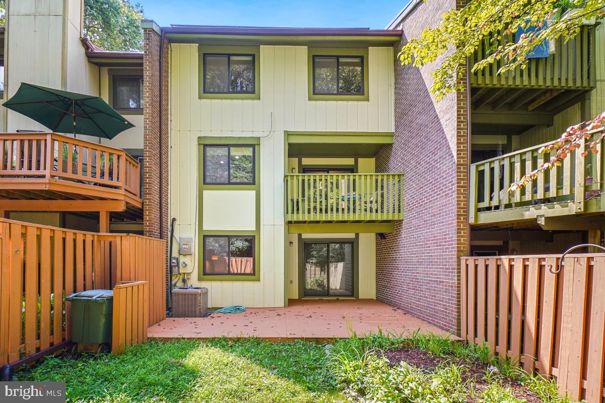 2130 GLENCOURSE LN, RESTON, Virginia 20191, 3 Bedrooms Bedrooms, ,2 BathroomsBathrooms,Residential,For sale,2130 GLENCOURSE LN,VAFX2255030 MLS # VAFX2255030