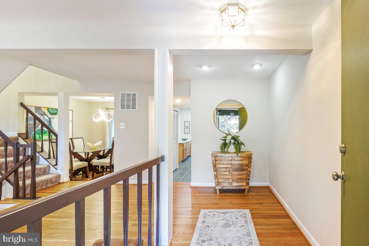 2130 GLENCOURSE LN, RESTON, Virginia 20191, 3 Bedrooms Bedrooms, ,2 BathroomsBathrooms,Residential,For sale,2130 GLENCOURSE LN,VAFX2255030 MLS # VAFX2255030