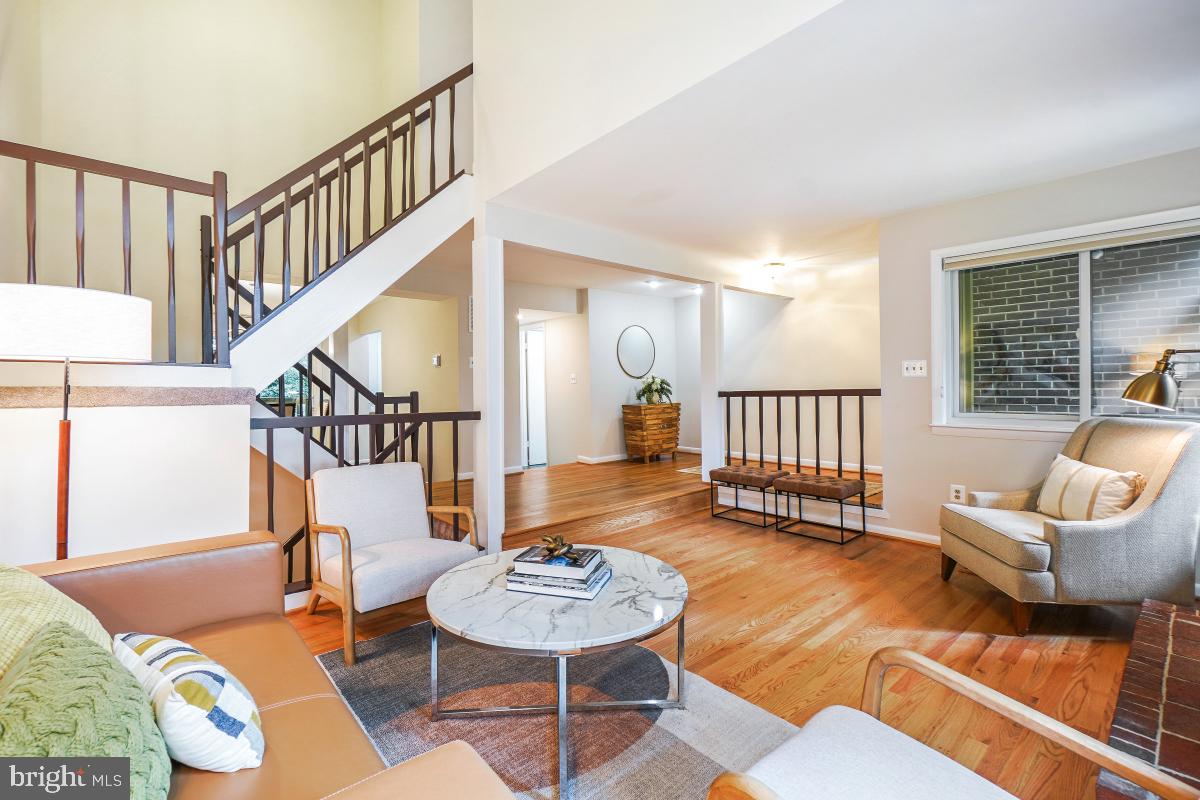 2130 GLENCOURSE LN, RESTON, Virginia 20191, 3 Bedrooms Bedrooms, ,2 BathroomsBathrooms,Residential,For sale,2130 GLENCOURSE LN,VAFX2255030 MLS # VAFX2255030