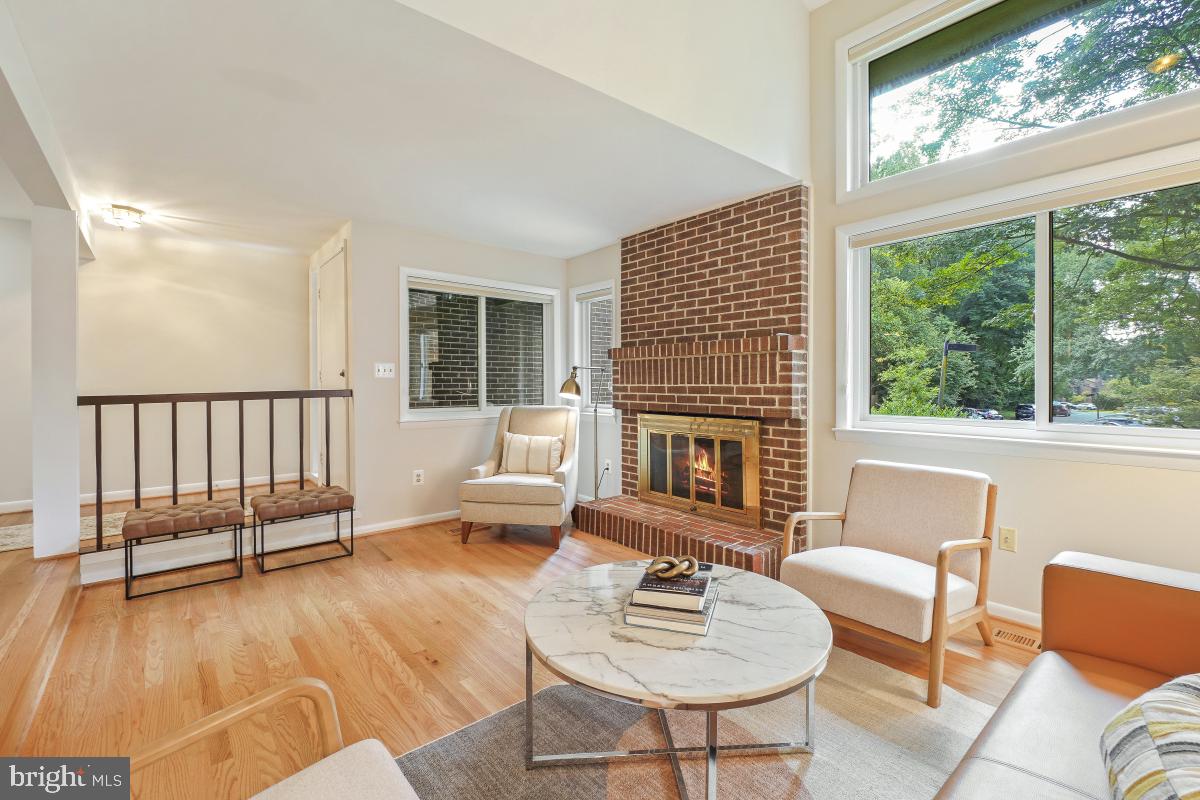 2130 GLENCOURSE LN, RESTON, Virginia 20191, 3 Bedrooms Bedrooms, ,2 BathroomsBathrooms,Residential,For sale,2130 GLENCOURSE LN,VAFX2255030 MLS # VAFX2255030