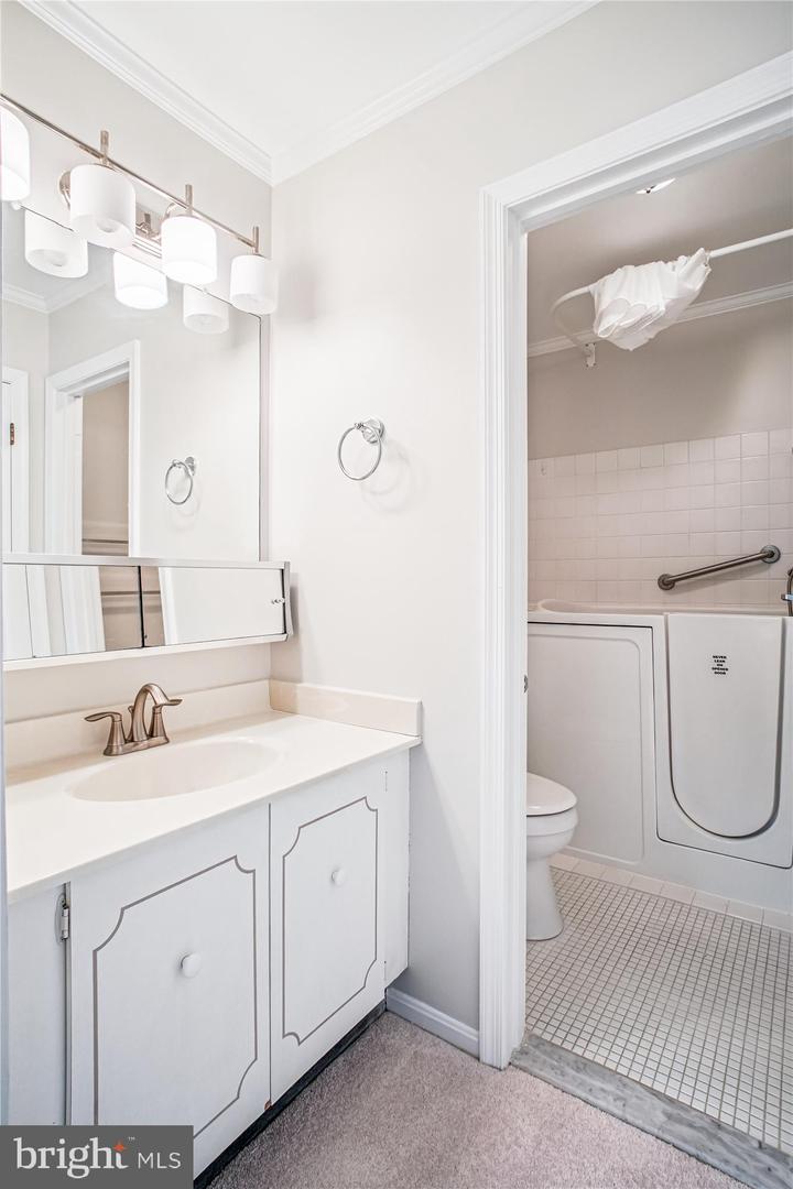 7492 COVENT WOOD CT, ANNANDALE, Virginia 22003, 3 Bedrooms Bedrooms, ,2 BathroomsBathrooms,Residential,For sale,7492 COVENT WOOD CT,VAFX2255136 MLS # VAFX2255136