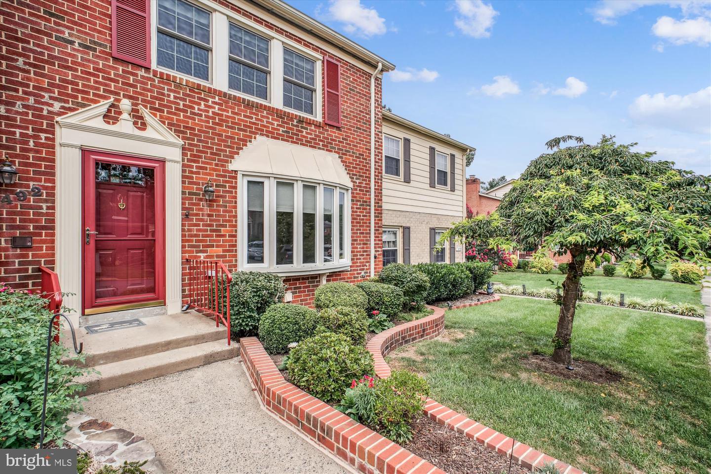 7492 COVENT WOOD CT, ANNANDALE, Virginia 22003, 3 Bedrooms Bedrooms, ,2 BathroomsBathrooms,Residential,For sale,7492 COVENT WOOD CT,VAFX2255136 MLS # VAFX2255136