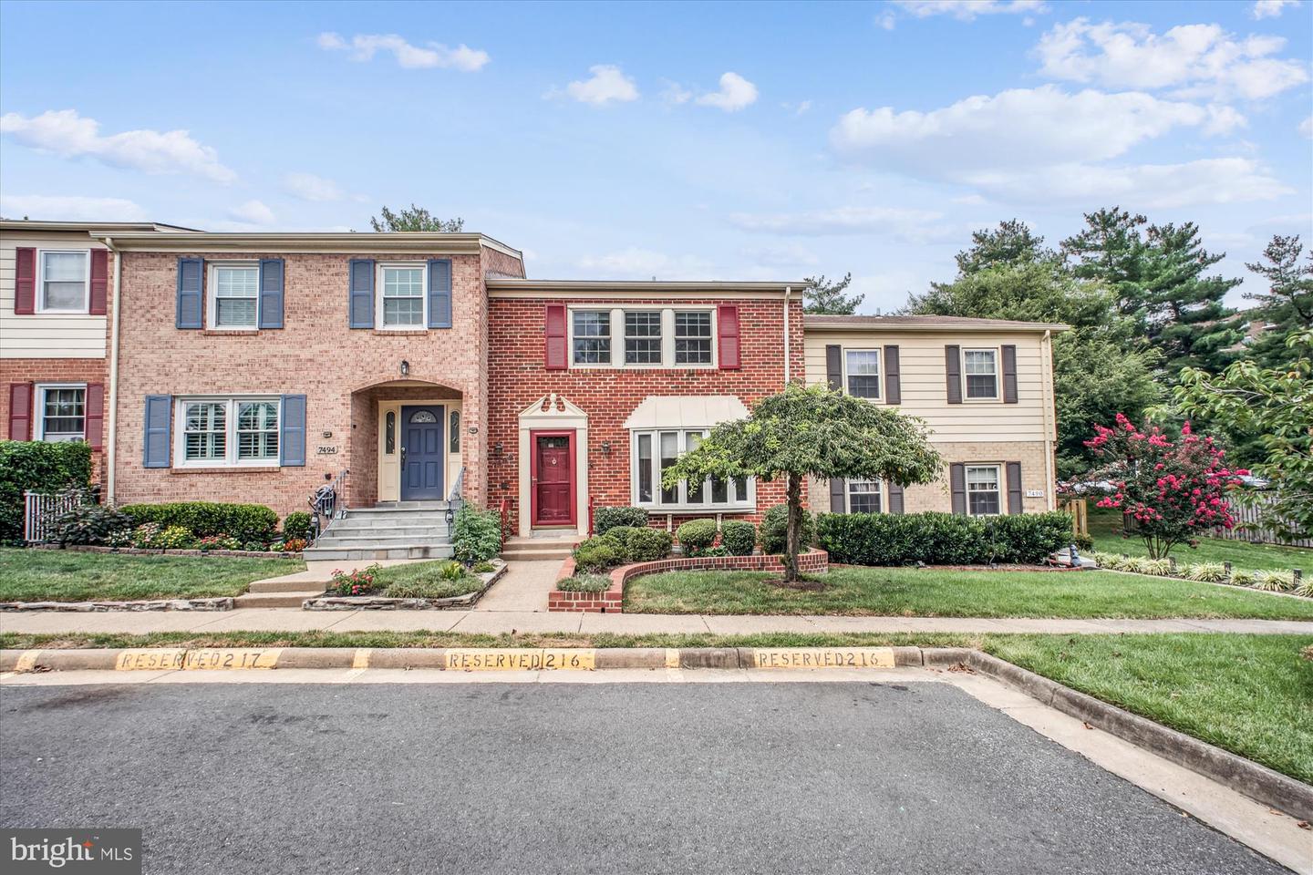 7492 COVENT WOOD CT, ANNANDALE, Virginia 22003, 3 Bedrooms Bedrooms, ,2 BathroomsBathrooms,Residential,For sale,7492 COVENT WOOD CT,VAFX2255136 MLS # VAFX2255136