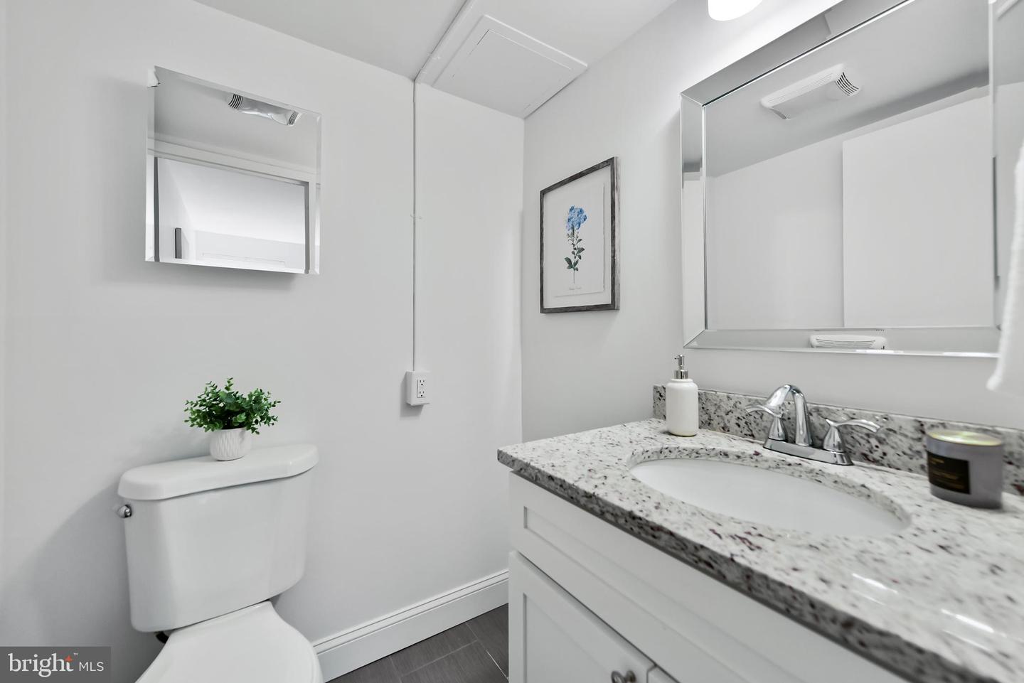 11224 CHESTNUT GROVE SQ #228, RESTON, Virginia 20190, 2 Bedrooms Bedrooms, ,1 BathroomBathrooms,Residential,For sale,11224 CHESTNUT GROVE SQ #228,VAFX2255350 MLS # VAFX2255350