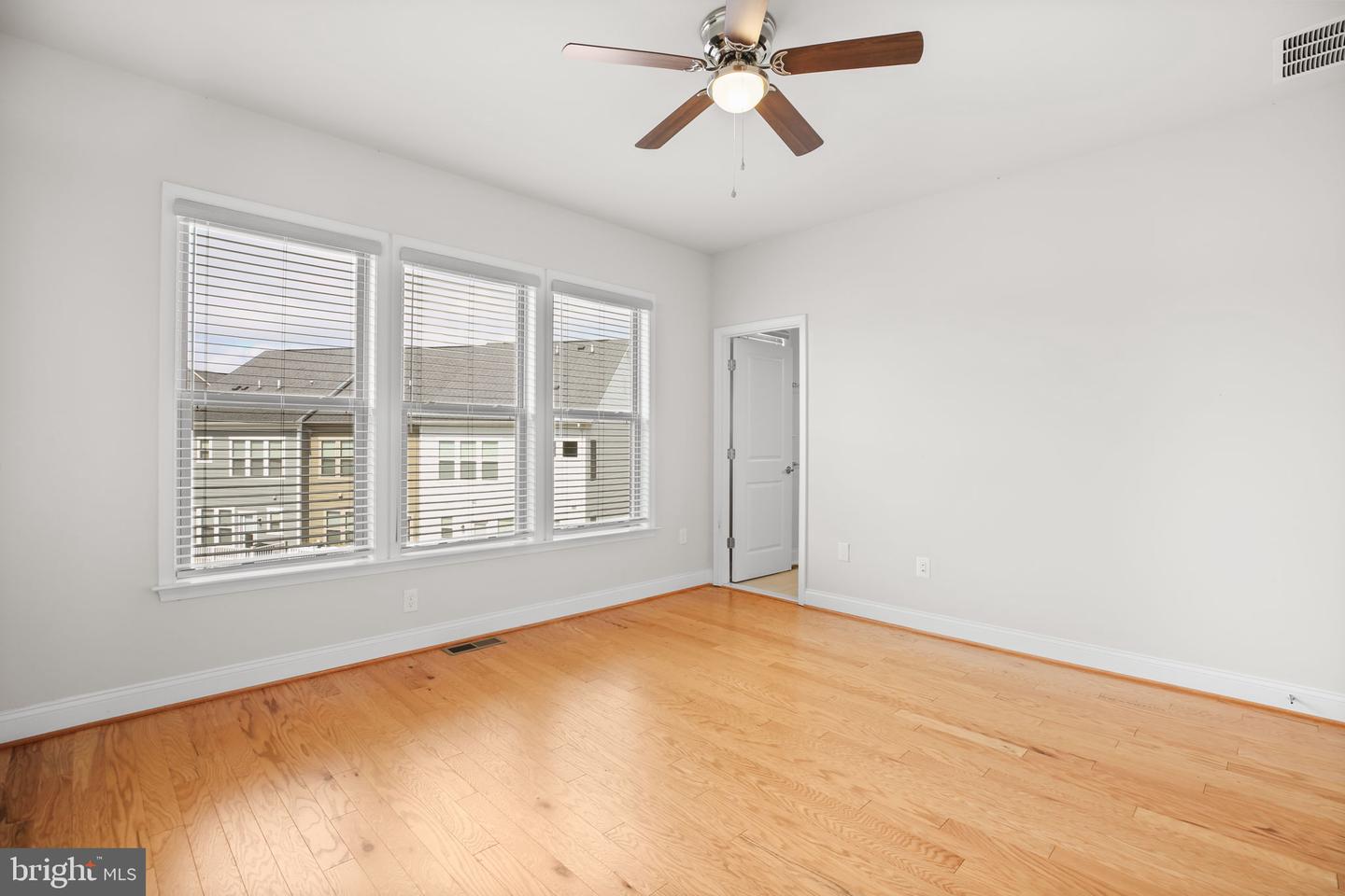 17161 BRANCHED OAK RD, DUMFRIES, Virginia 22026, 3 Bedrooms Bedrooms, ,2 BathroomsBathrooms,Residential,For sale,17161 BRANCHED OAK RD,VAPW2099372 MLS # VAPW2099372