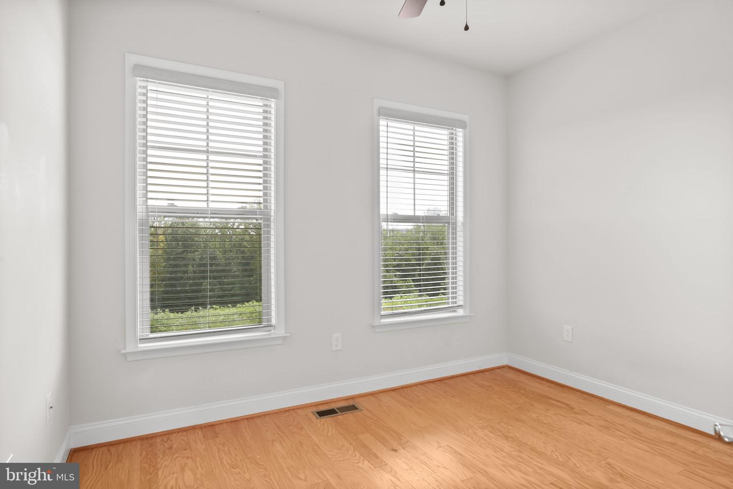 17161 BRANCHED OAK RD, DUMFRIES, Virginia 22026, 3 Bedrooms Bedrooms, ,2 BathroomsBathrooms,Residential,For sale,17161 BRANCHED OAK RD,VAPW2099372 MLS # VAPW2099372
