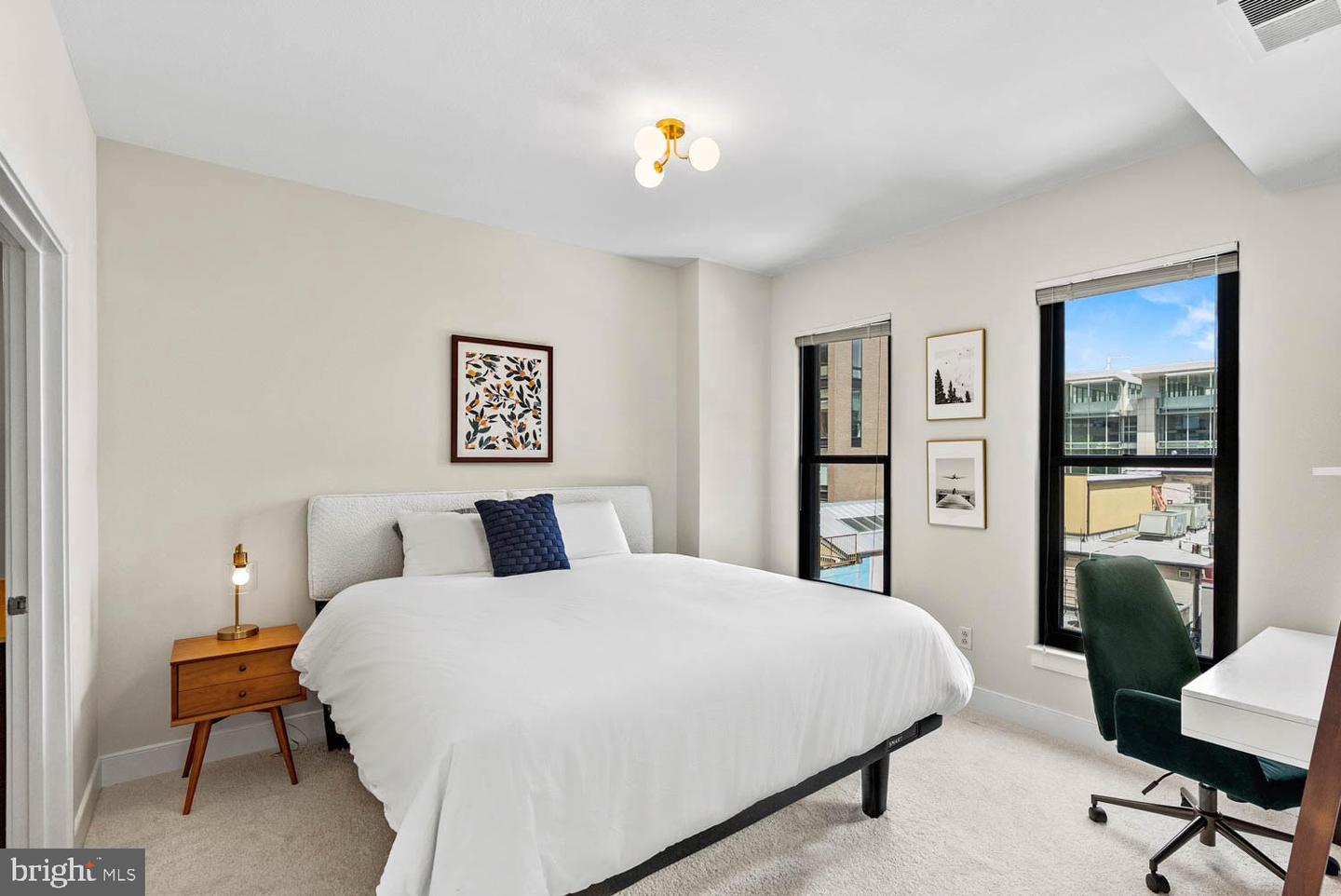 910 M ST NW #403, WASHINGTON, District Of Columbia 20001, 2 Bedrooms Bedrooms, ,1 BathroomBathrooms,Residential,For sale,910 M ST NW #403,DCDC2211220 MLS # DCDC2211220
