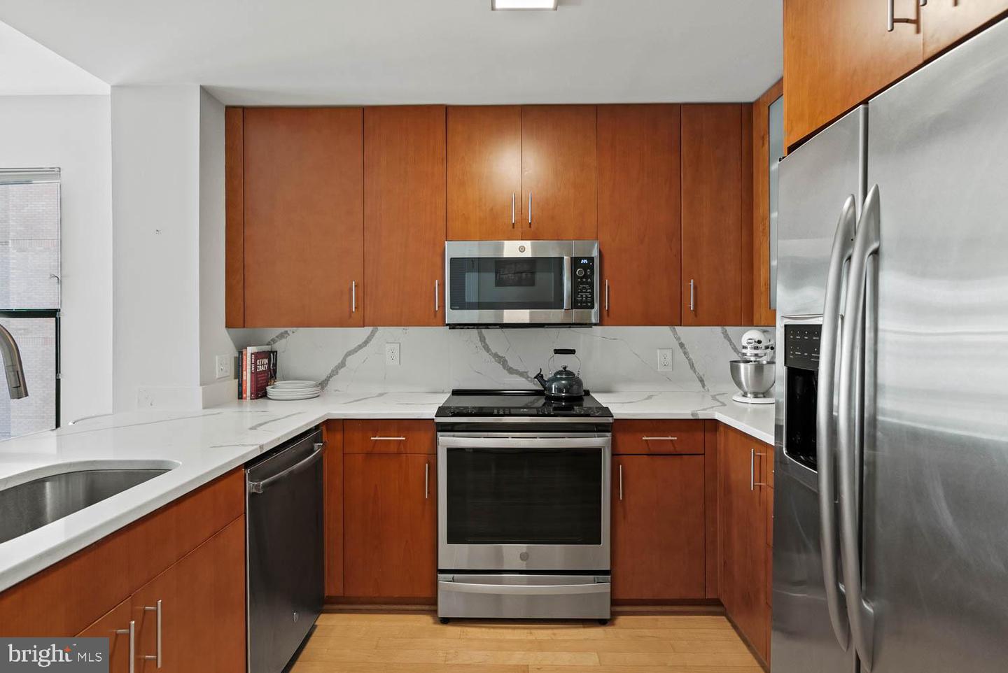 910 M ST NW #403, WASHINGTON, District Of Columbia 20001, 2 Bedrooms Bedrooms, ,1 BathroomBathrooms,Residential,For sale,910 M ST NW #403,DCDC2211220 MLS # DCDC2211220