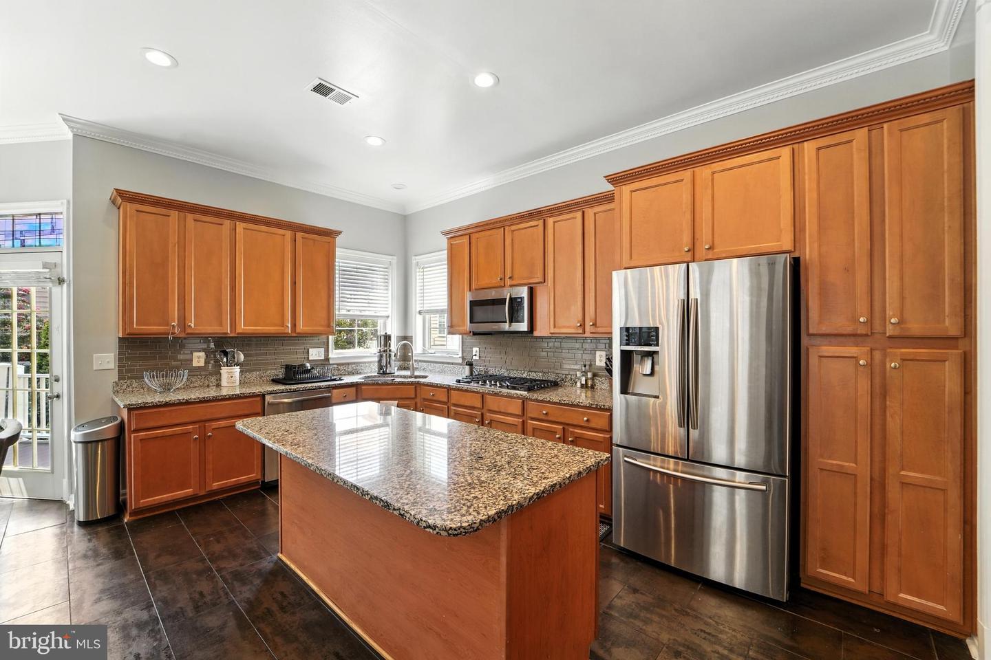 9046 GALVIN LN, LORTON, Virginia 22079, 6 Bedrooms Bedrooms, ,4 BathroomsBathrooms,Residential,For sale,9046 GALVIN LN,VAFX2256564 MLS # VAFX2256564