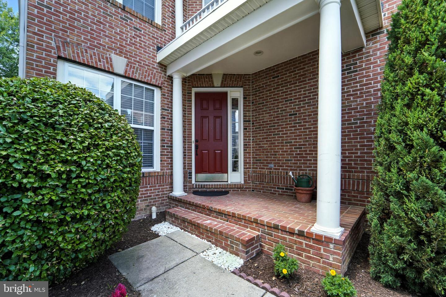 9046 GALVIN LN, LORTON, Virginia 22079, 6 Bedrooms Bedrooms, ,4 BathroomsBathrooms,Residential,For sale,9046 GALVIN LN,VAFX2256564 MLS # VAFX2256564