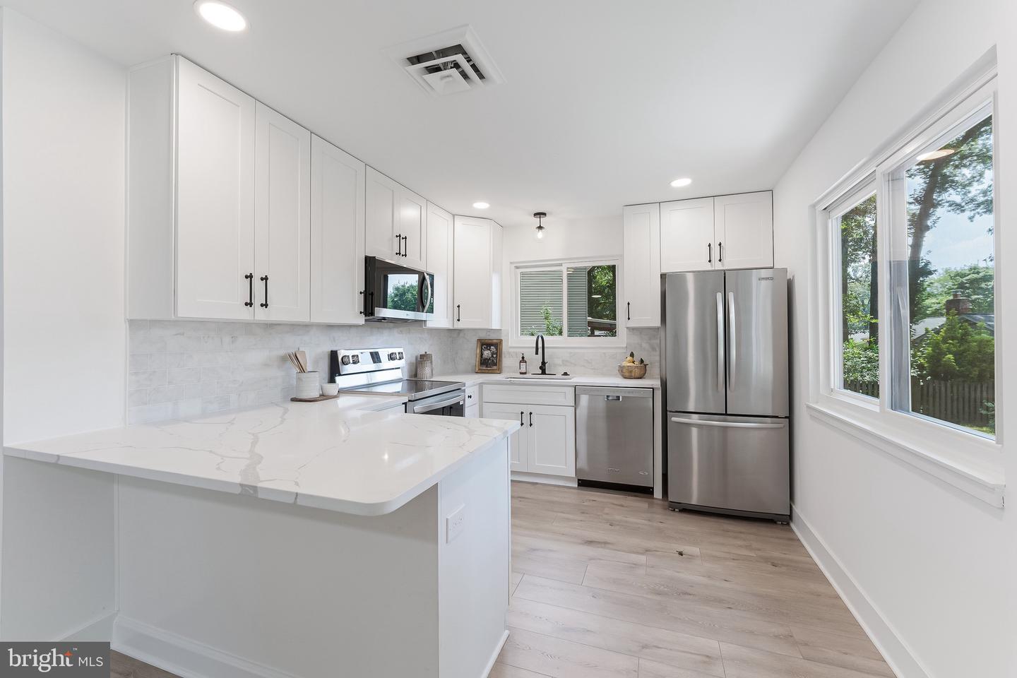 12663 WILLOW SPRING CT, HERNDON, Virginia 20170, 3 Bedrooms Bedrooms, ,2 BathroomsBathrooms,Residential,For sale,12663 WILLOW SPRING CT,VAFX2256696 MLS # VAFX2256696