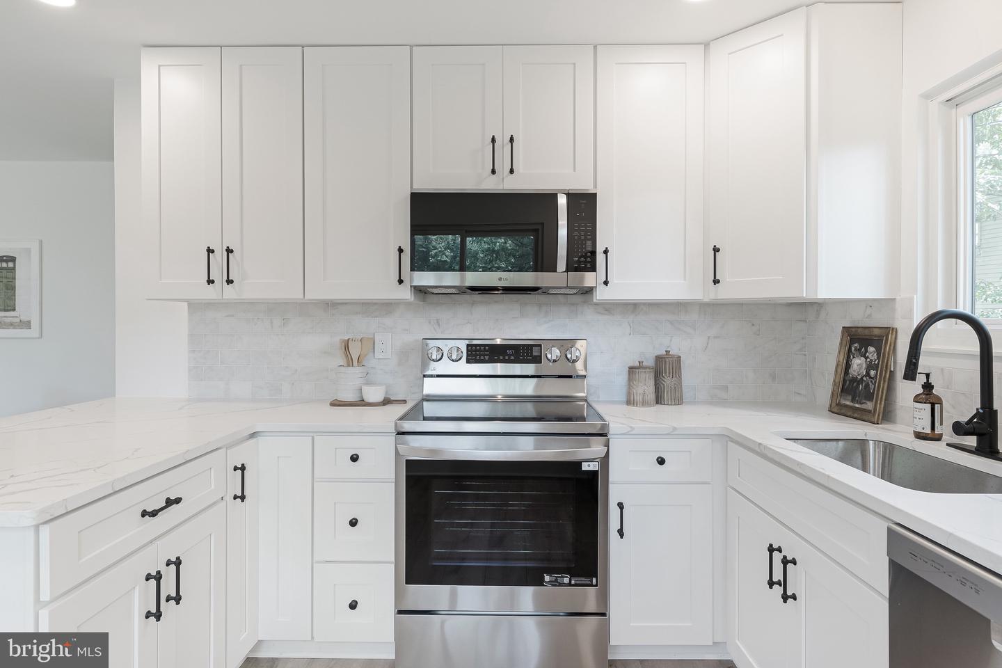 12663 WILLOW SPRING CT, HERNDON, Virginia 20170, 3 Bedrooms Bedrooms, ,2 BathroomsBathrooms,Residential,For sale,12663 WILLOW SPRING CT,VAFX2256696 MLS # VAFX2256696