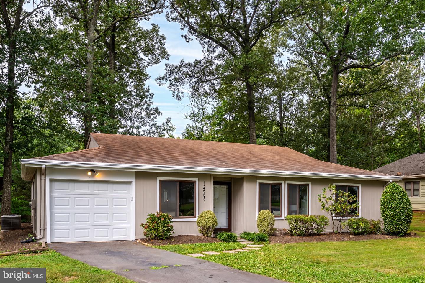 12663 WILLOW SPRING CT, HERNDON, Virginia 20170, 3 Bedrooms Bedrooms, ,2 BathroomsBathrooms,Residential,For sale,12663 WILLOW SPRING CT,VAFX2256696 MLS # VAFX2256696