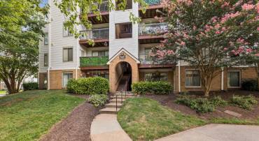9559 COGGS BILL DR #102, MANASSAS, Virginia 20110, 2 Bedrooms Bedrooms, ,1 BathroomBathrooms,Residential,For sale,9559 COGGS BILL DR #102,VAMN2009064 MLS # VAMN2009064