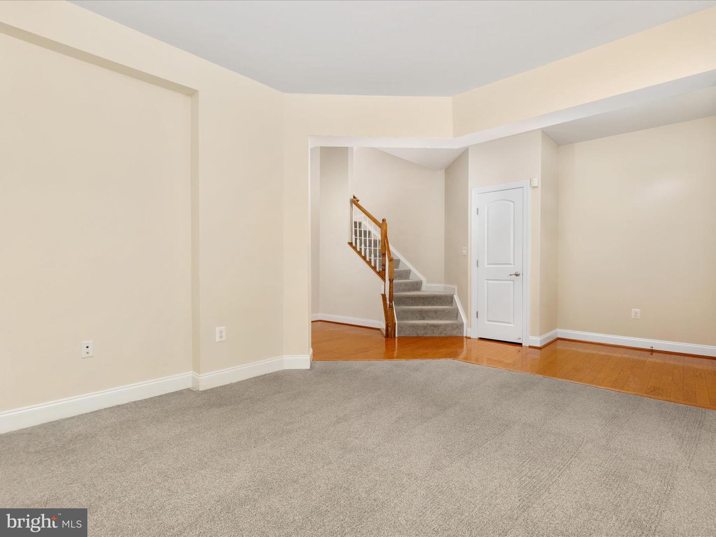 15862 MACKENZIE MANOR DR, HAYMARKET, Virginia 20169, 3 Bedrooms Bedrooms, ,2 BathroomsBathrooms,Residential,For sale,15862 MACKENZIE MANOR DR,VAPW2099942 MLS # VAPW2099942