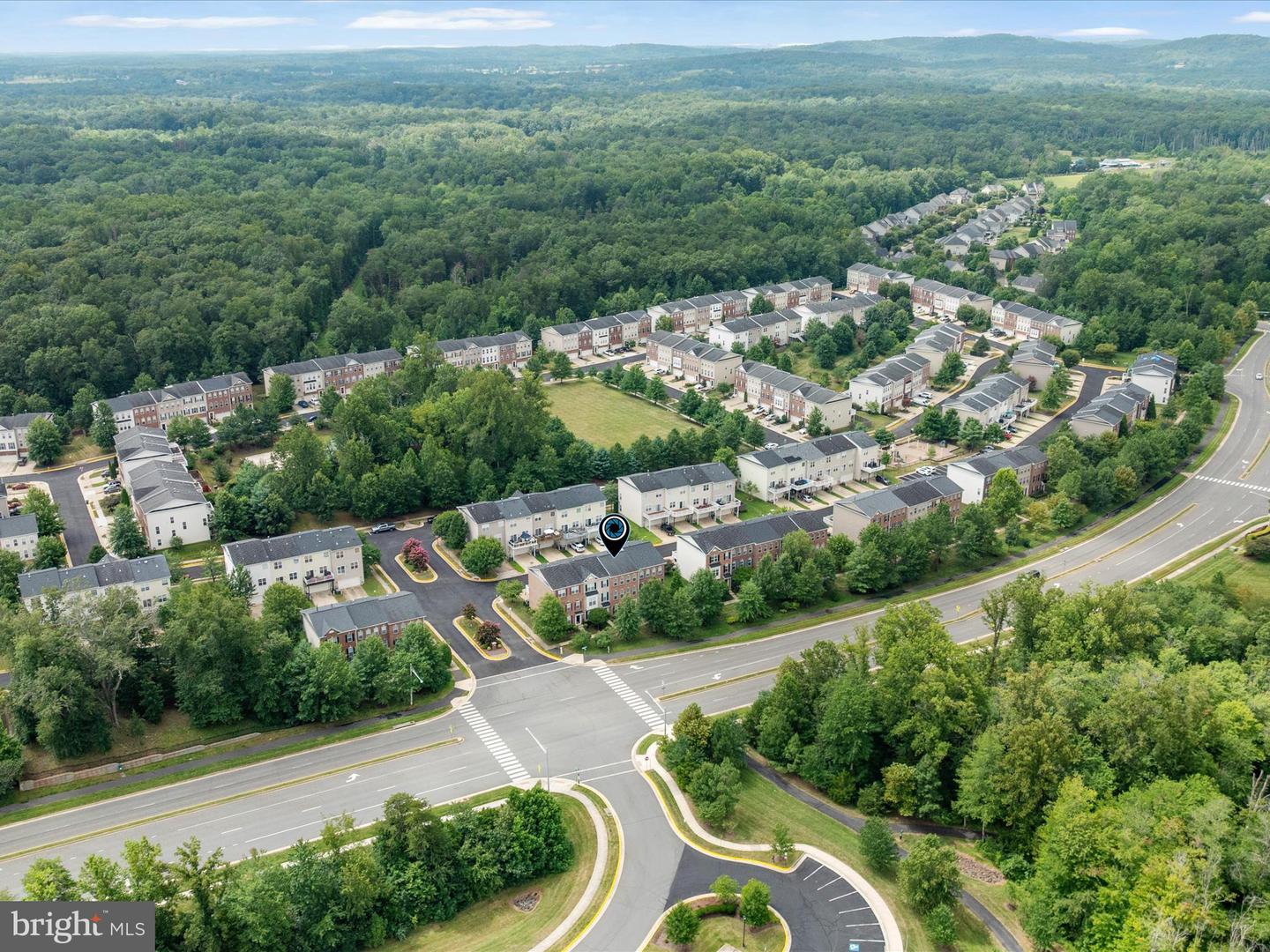 15862 MACKENZIE MANOR DR, HAYMARKET, Virginia 20169, 3 Bedrooms Bedrooms, ,2 BathroomsBathrooms,Residential,For sale,15862 MACKENZIE MANOR DR,VAPW2099942 MLS # VAPW2099942