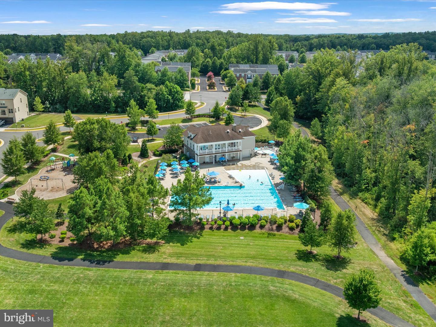 15862 MACKENZIE MANOR DR, HAYMARKET, Virginia 20169, 3 Bedrooms Bedrooms, ,2 BathroomsBathrooms,Residential,For sale,15862 MACKENZIE MANOR DR,VAPW2099942 MLS # VAPW2099942