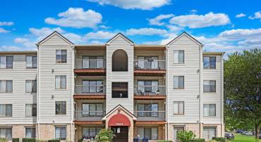 9569 COGGS BILL DR #302, MANASSAS, Virginia 20110, 2 Bedrooms Bedrooms, ,1 BathroomBathrooms,Residential,For sale,9569 COGGS BILL DR #302,VAMN2009080 MLS # VAMN2009080