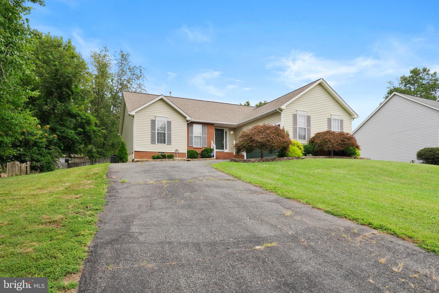 6819 VIOLET DR, FREDERICKSBURG, Virginia 22407, 3 Bedrooms Bedrooms, ,2 BathroomsBathrooms,Residential,For sale,6819 VIOLET DR,VASP2034966 MLS # VASP2034966
