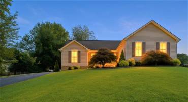 6819 VIOLET DR, FREDERICKSBURG, Virginia 22407, 3 Bedrooms Bedrooms, ,2 BathroomsBathrooms,Residential,For sale,6819 VIOLET DR,VASP2034966 MLS # VASP2034966