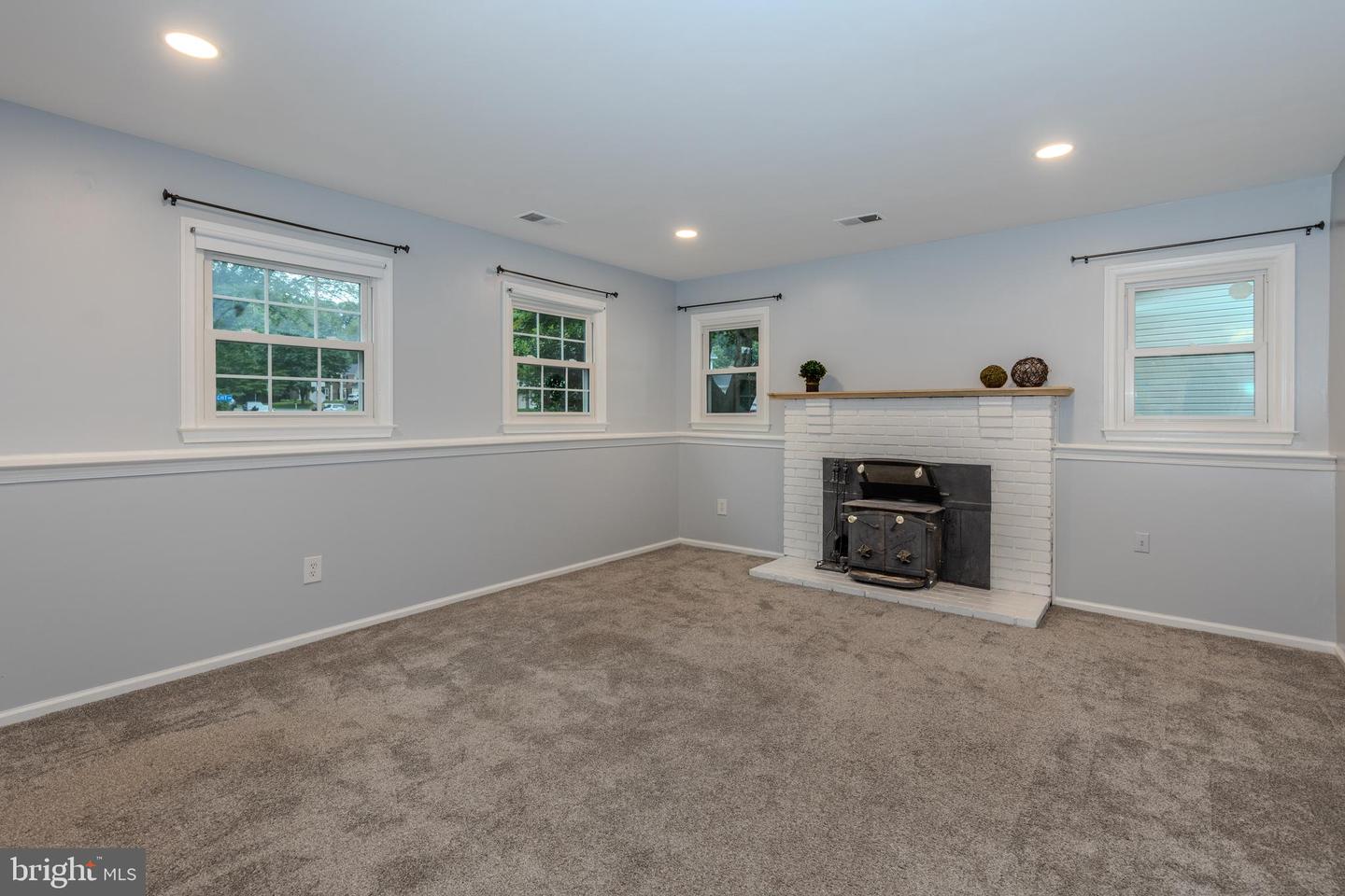 9626 SHIPWRIGHT DR, BURKE, Virginia 22015, 4 Bedrooms Bedrooms, ,2 BathroomsBathrooms,Residential,For sale,9626 SHIPWRIGHT DR,VAFX2257836 MLS # VAFX2257836