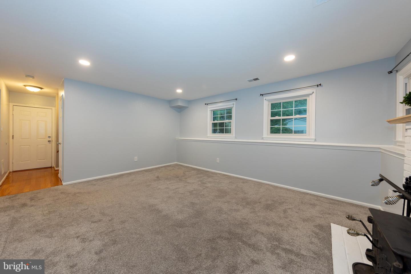 9626 SHIPWRIGHT DR, BURKE, Virginia 22015, 4 Bedrooms Bedrooms, ,2 BathroomsBathrooms,Residential,For sale,9626 SHIPWRIGHT DR,VAFX2257836 MLS # VAFX2257836
