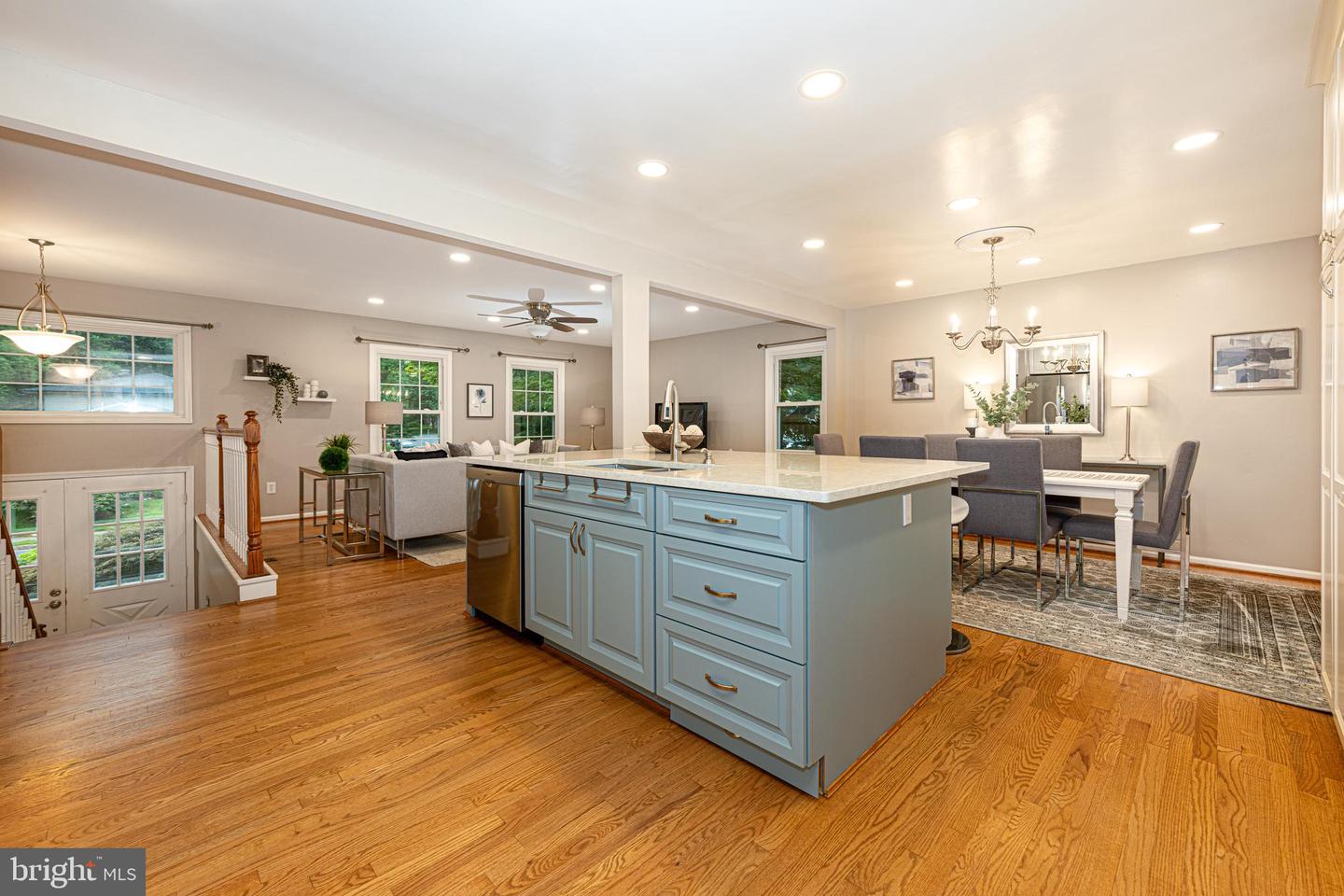 9626 SHIPWRIGHT DR, BURKE, Virginia 22015, 4 Bedrooms Bedrooms, ,2 BathroomsBathrooms,Residential,For sale,9626 SHIPWRIGHT DR,VAFX2257836 MLS # VAFX2257836