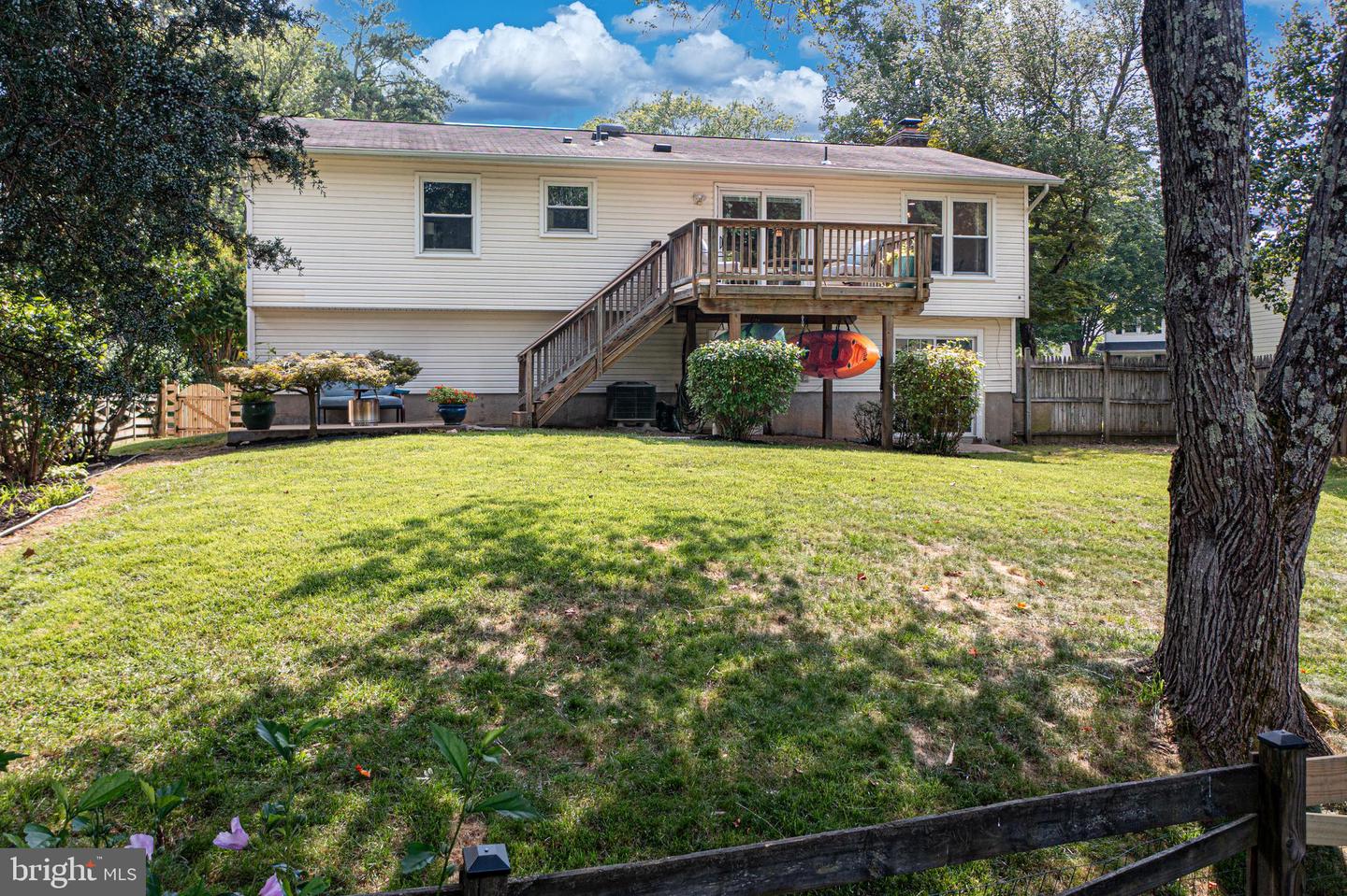 9626 SHIPWRIGHT DR, BURKE, Virginia 22015, 4 Bedrooms Bedrooms, ,2 BathroomsBathrooms,Residential,For sale,9626 SHIPWRIGHT DR,VAFX2257836 MLS # VAFX2257836