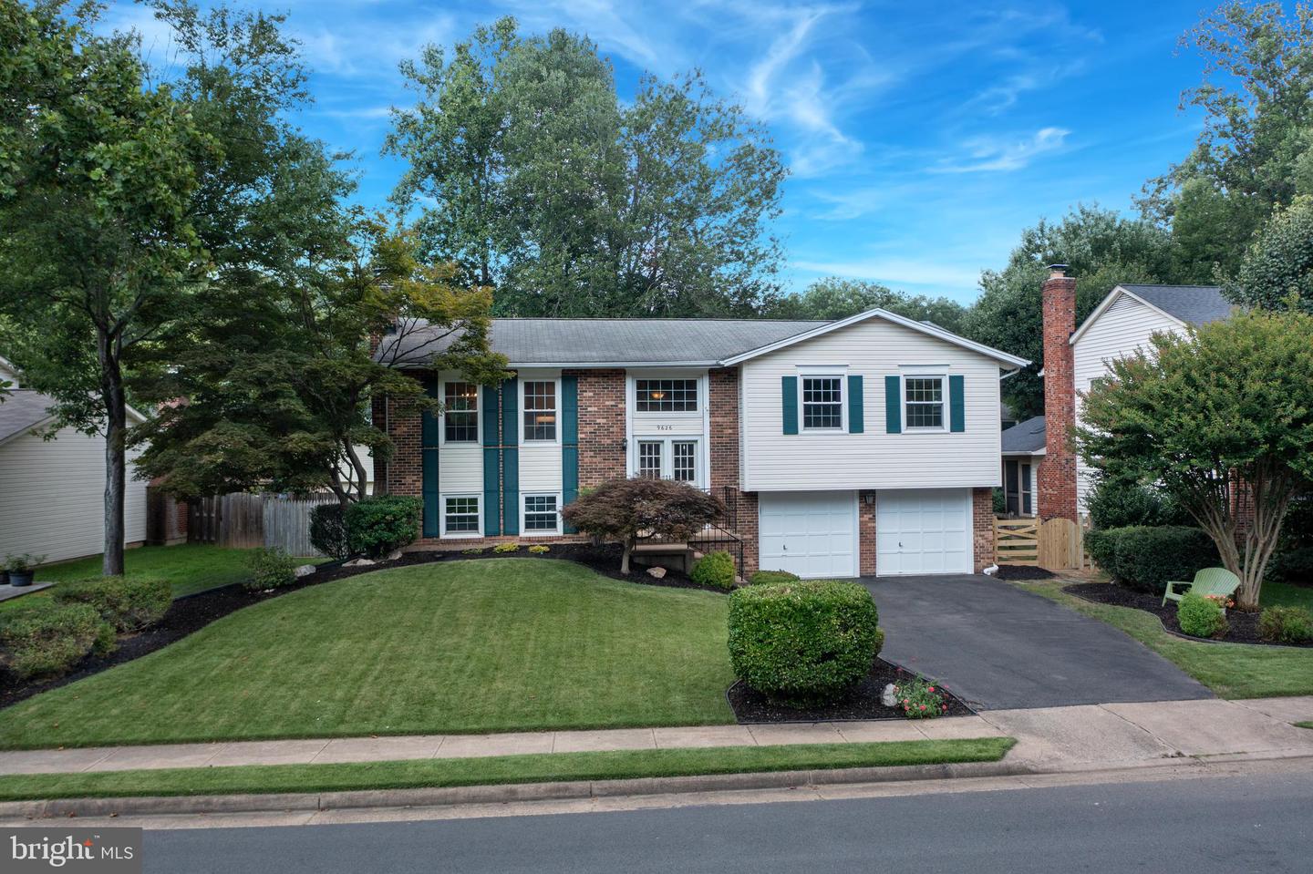 9626 SHIPWRIGHT DR, BURKE, Virginia 22015, 4 Bedrooms Bedrooms, ,2 BathroomsBathrooms,Residential,For sale,9626 SHIPWRIGHT DR,VAFX2257836 MLS # VAFX2257836