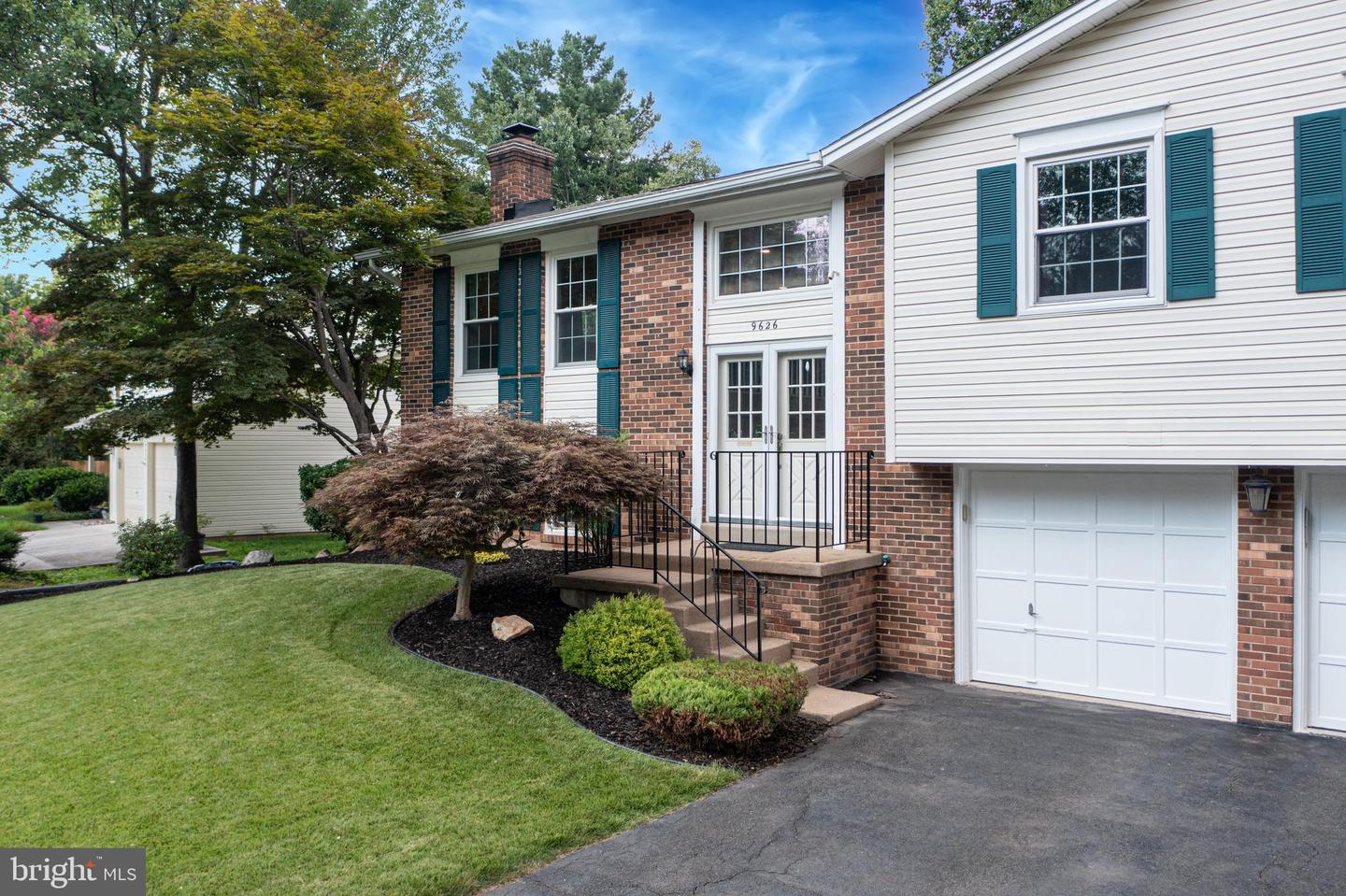 9626 SHIPWRIGHT DR, BURKE, Virginia 22015, 4 Bedrooms Bedrooms, ,2 BathroomsBathrooms,Residential,For sale,9626 SHIPWRIGHT DR,VAFX2257836 MLS # VAFX2257836