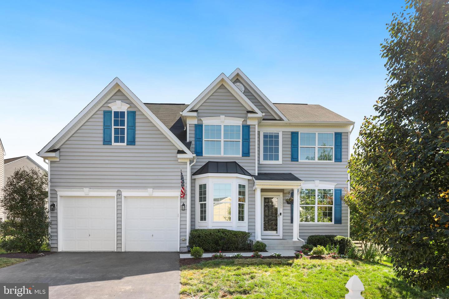 35550 SAINT JAMES, ROUND HILL, Virginia 20141, 5 Bedrooms Bedrooms, ,3 BathroomsBathrooms,Residential,For sale,35550 SAINT JAMES,VALO2103316 MLS # VALO2103316