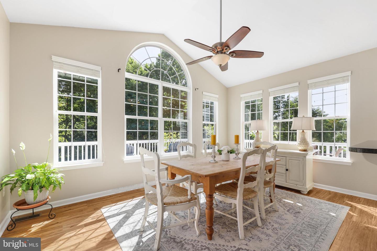 35550 SAINT JAMES, ROUND HILL, Virginia 20141, 5 Bedrooms Bedrooms, ,3 BathroomsBathrooms,Residential,For sale,35550 SAINT JAMES,VALO2103316 MLS # VALO2103316