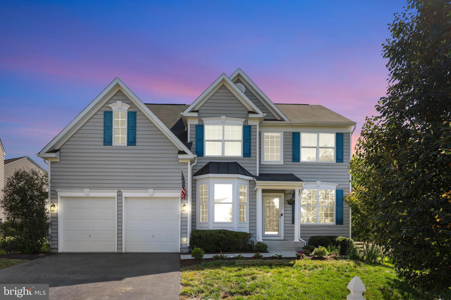 35550 SAINT JAMES, ROUND HILL, Virginia 20141, 5 Bedrooms Bedrooms, ,3 BathroomsBathrooms,Residential,For sale,35550 SAINT JAMES,VALO2103316 MLS # VALO2103316