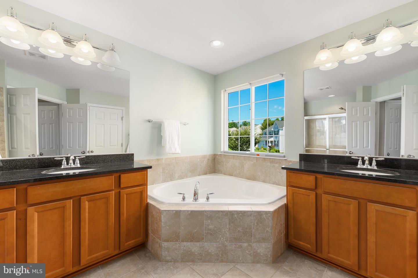 35550 SAINT JAMES, ROUND HILL, Virginia 20141, 5 Bedrooms Bedrooms, ,3 BathroomsBathrooms,Residential,For sale,35550 SAINT JAMES,VALO2103316 MLS # VALO2103316