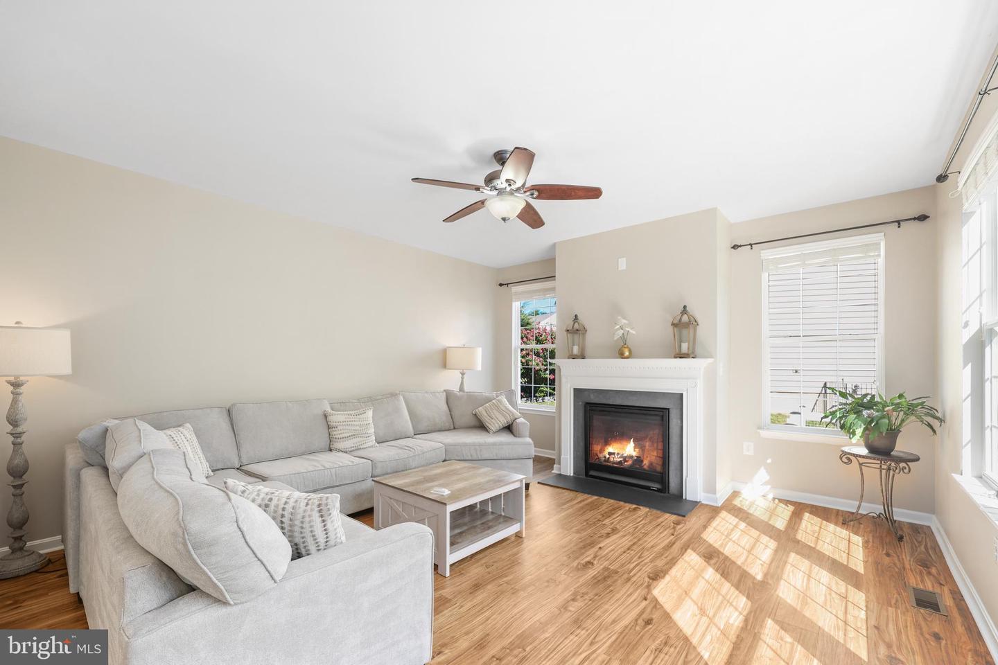 35550 SAINT JAMES, ROUND HILL, Virginia 20141, 5 Bedrooms Bedrooms, ,3 BathroomsBathrooms,Residential,For sale,35550 SAINT JAMES,VALO2103316 MLS # VALO2103316