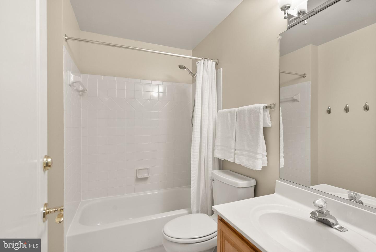 1108 ARBOROAK PL, HERNDON, Virginia 20170, 4 Bedrooms Bedrooms, ,4 BathroomsBathrooms,Residential,For sale,1108 ARBOROAK PL,VAFX2258176 MLS # VAFX2258176