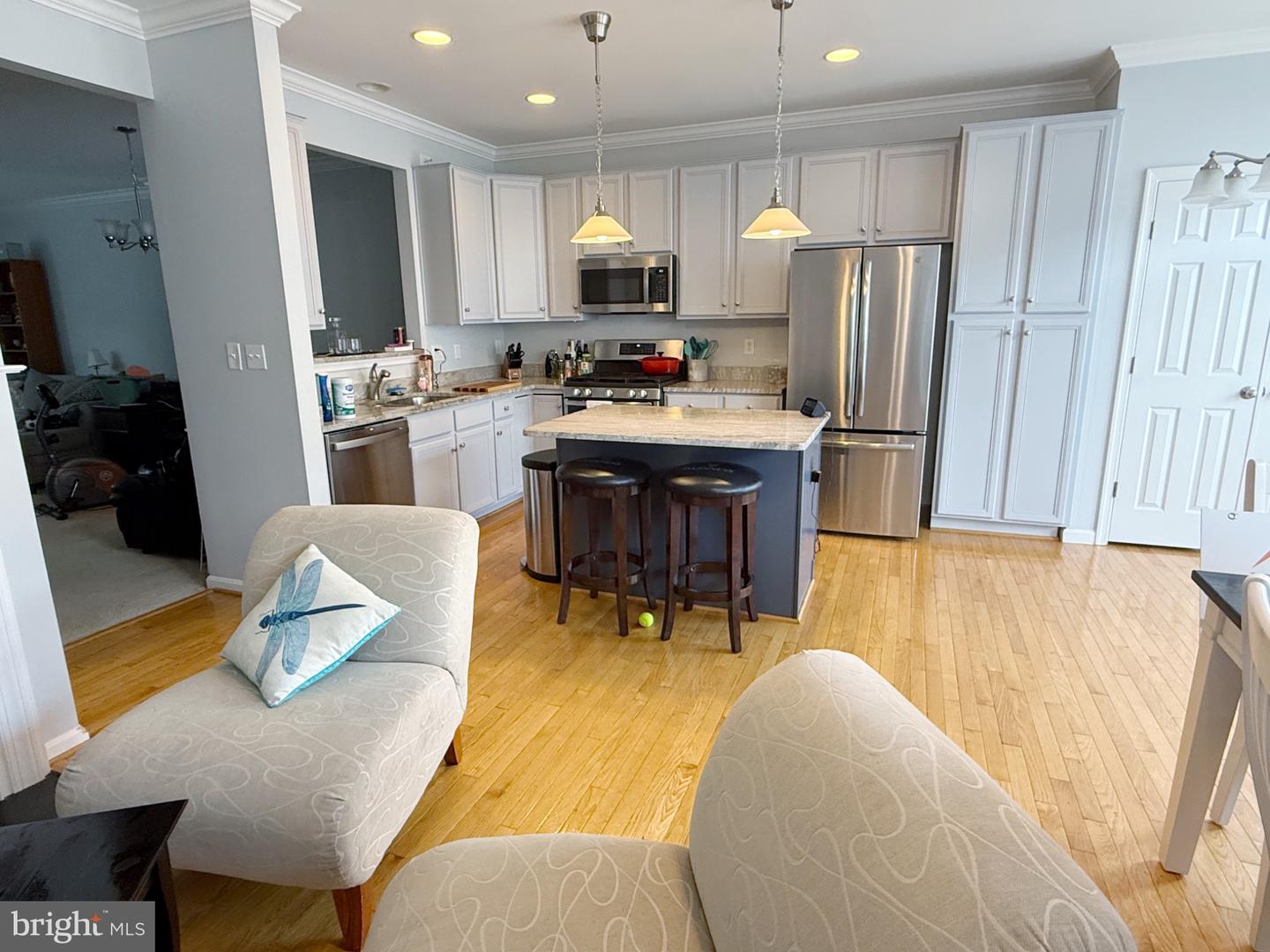 12912 LEATHERWOOD LN, WOODBRIDGE, Virginia 22192, 3 Bedrooms Bedrooms, 9 Rooms Rooms,2 BathroomsBathrooms,Residential,For sale,12912 LEATHERWOOD LN,VAPW2100342 MLS # VAPW2100342