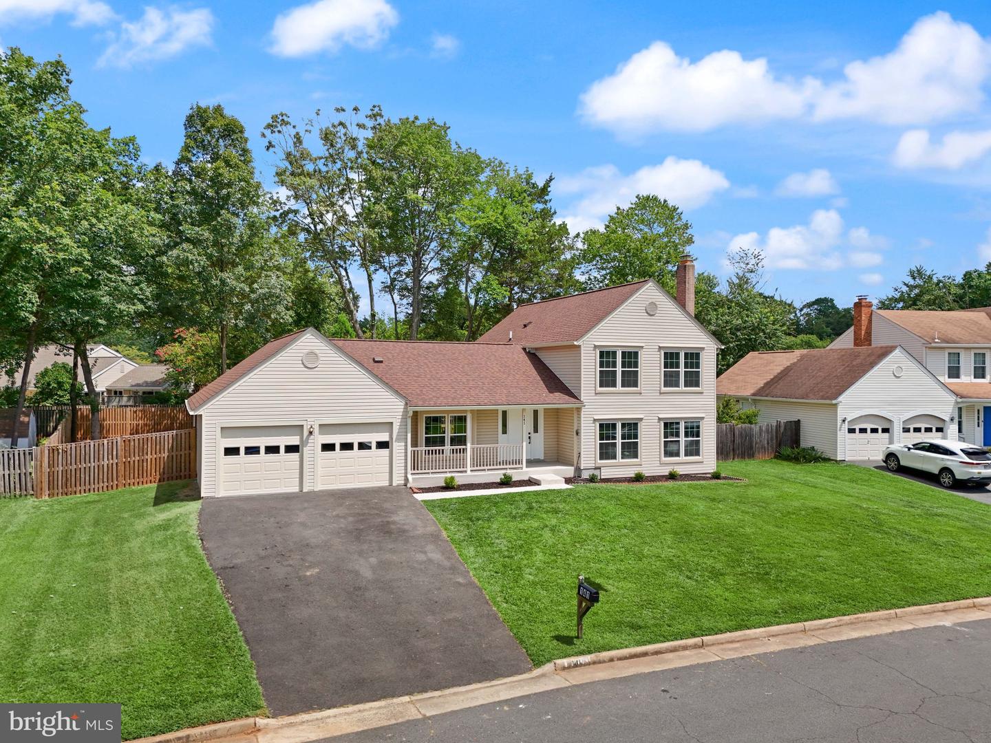 141 SENECA RIDGE DR, STERLING, Virginia 20164, 4 Bedrooms Bedrooms, ,3 BathroomsBathrooms,Residential,For sale,141 SENECA RIDGE DR,VALO2103486 MLS # VALO2103486