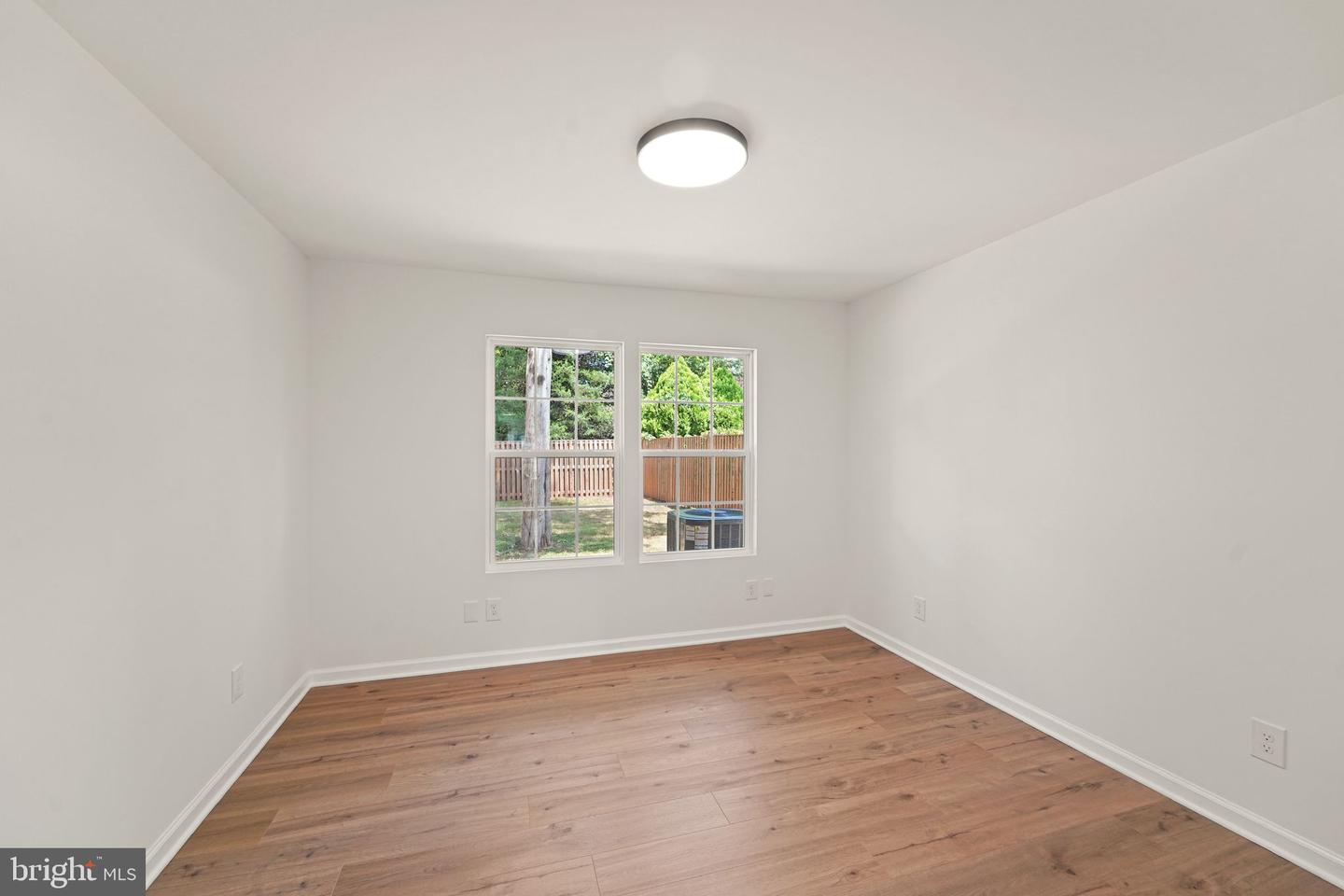 141 SENECA RIDGE DR, STERLING, Virginia 20164, 4 Bedrooms Bedrooms, ,3 BathroomsBathrooms,Residential,For sale,141 SENECA RIDGE DR,VALO2103486 MLS # VALO2103486
