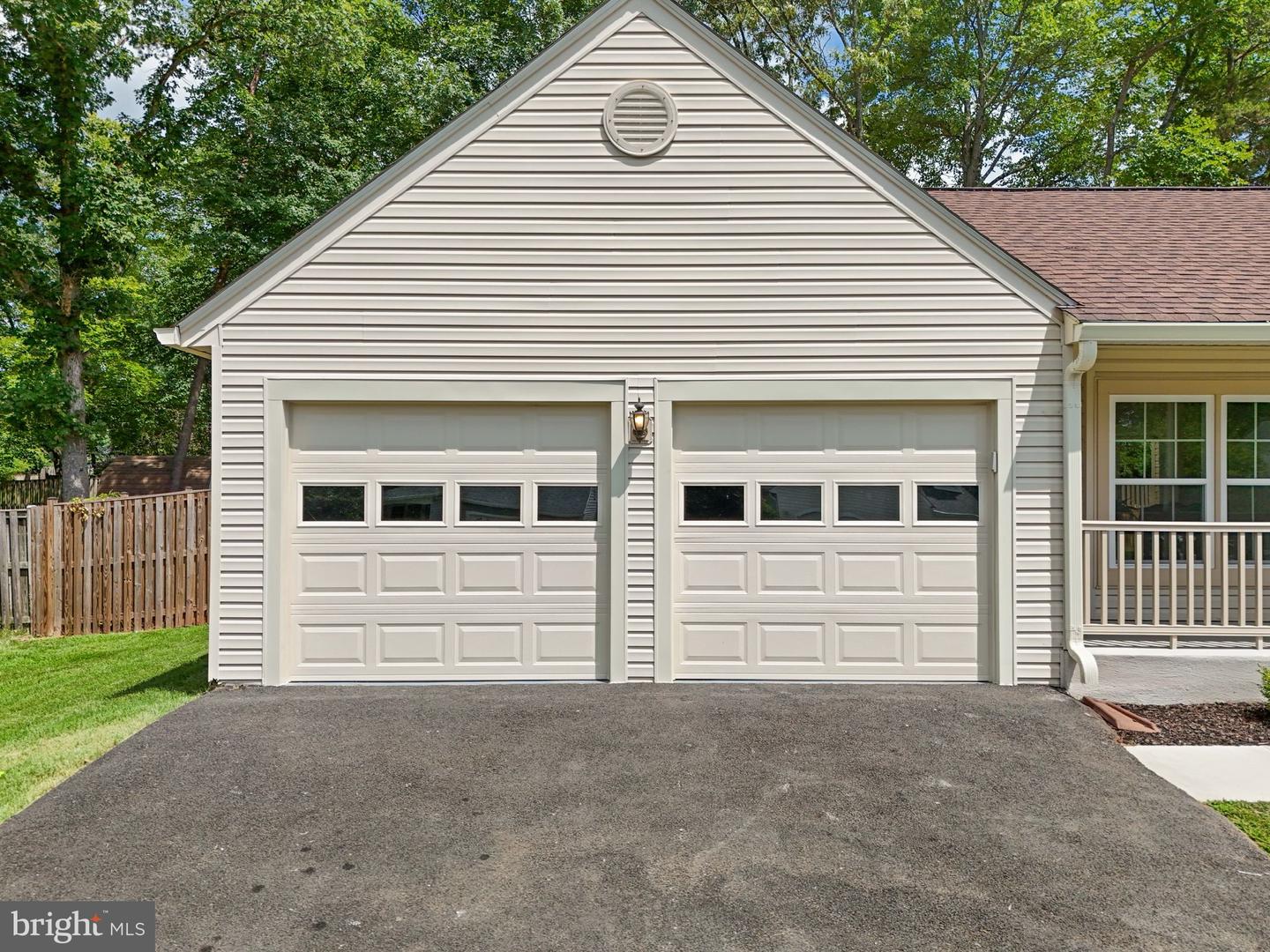 141 SENECA RIDGE DR, STERLING, Virginia 20164, 4 Bedrooms Bedrooms, ,3 BathroomsBathrooms,Residential,For sale,141 SENECA RIDGE DR,VALO2103486 MLS # VALO2103486