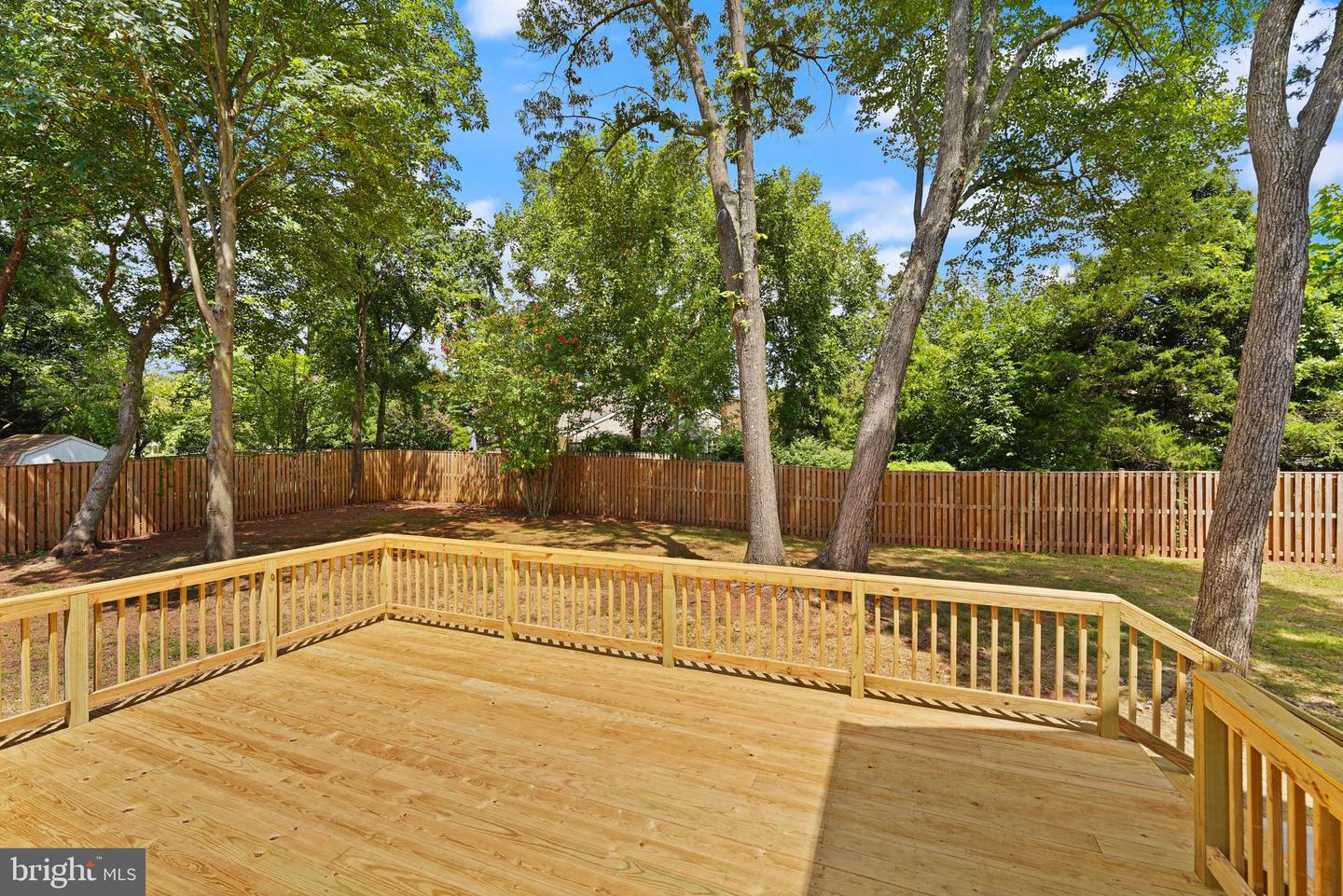 141 SENECA RIDGE DR, STERLING, Virginia 20164, 4 Bedrooms Bedrooms, ,3 BathroomsBathrooms,Residential,For sale,141 SENECA RIDGE DR,VALO2103486 MLS # VALO2103486