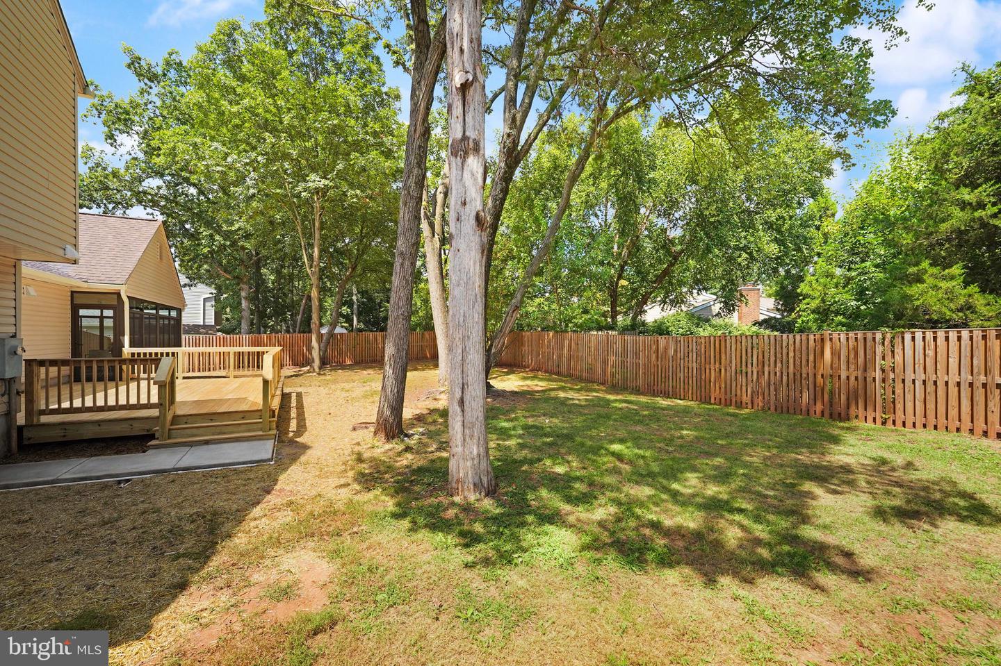 141 SENECA RIDGE DR, STERLING, Virginia 20164, 4 Bedrooms Bedrooms, ,3 BathroomsBathrooms,Residential,For sale,141 SENECA RIDGE DR,VALO2103486 MLS # VALO2103486