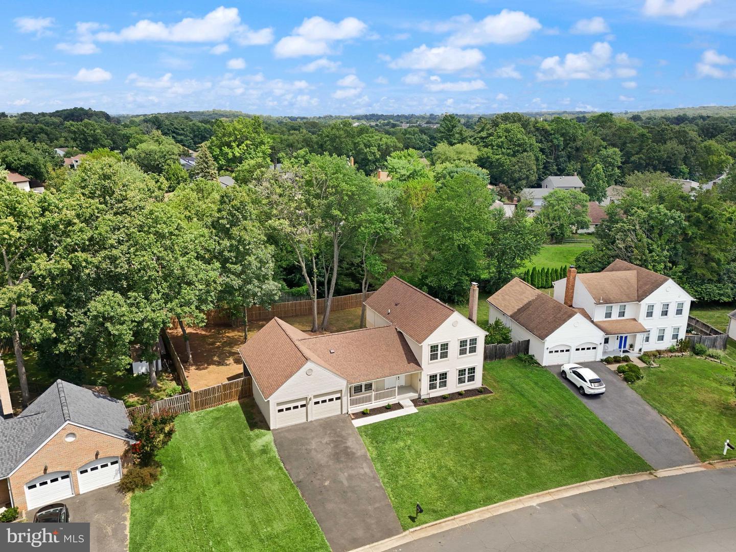 141 SENECA RIDGE DR, STERLING, Virginia 20164, 4 Bedrooms Bedrooms, ,3 BathroomsBathrooms,Residential,For sale,141 SENECA RIDGE DR,VALO2103486 MLS # VALO2103486