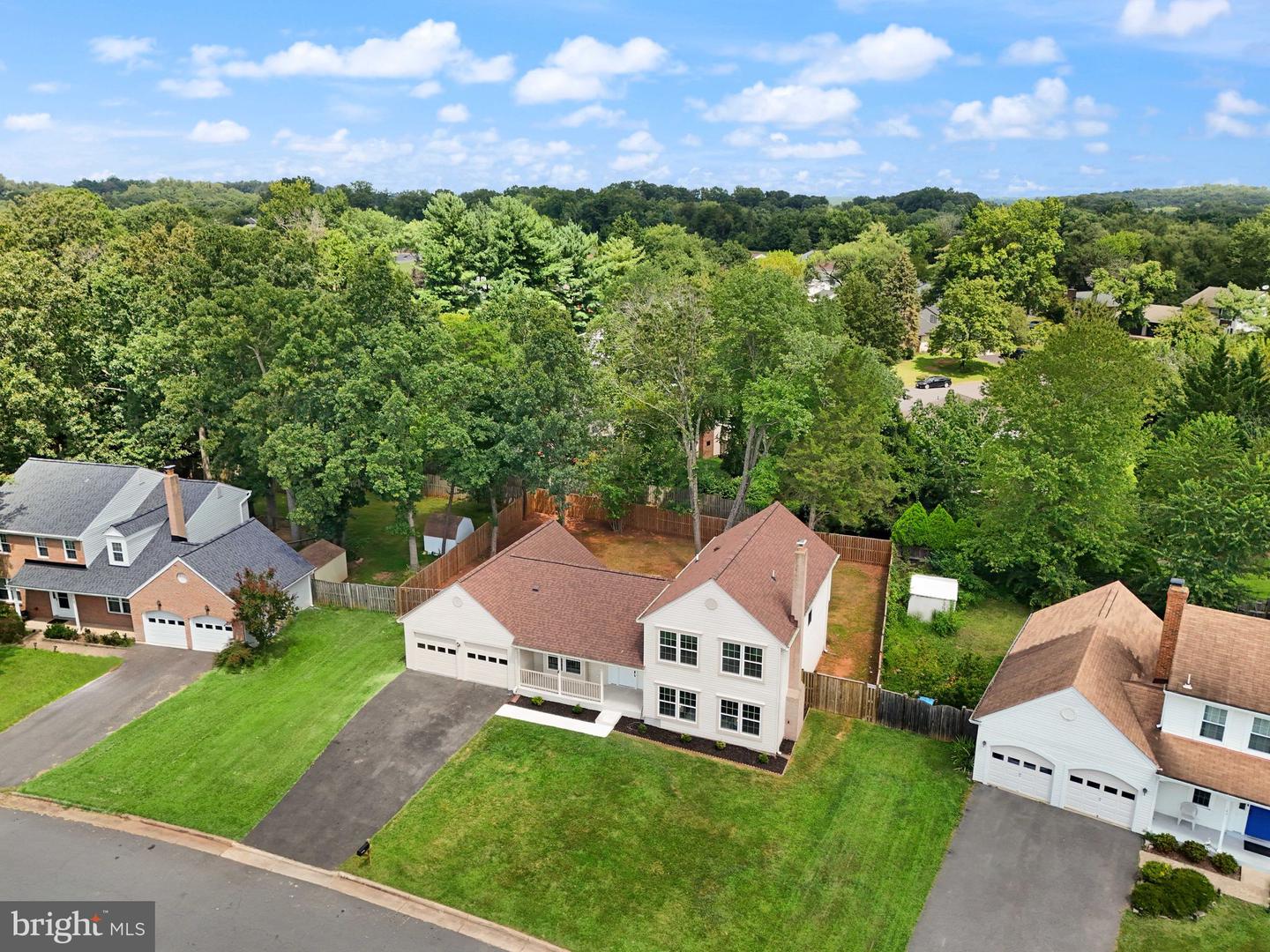 141 SENECA RIDGE DR, STERLING, Virginia 20164, 4 Bedrooms Bedrooms, ,3 BathroomsBathrooms,Residential,For sale,141 SENECA RIDGE DR,VALO2103486 MLS # VALO2103486