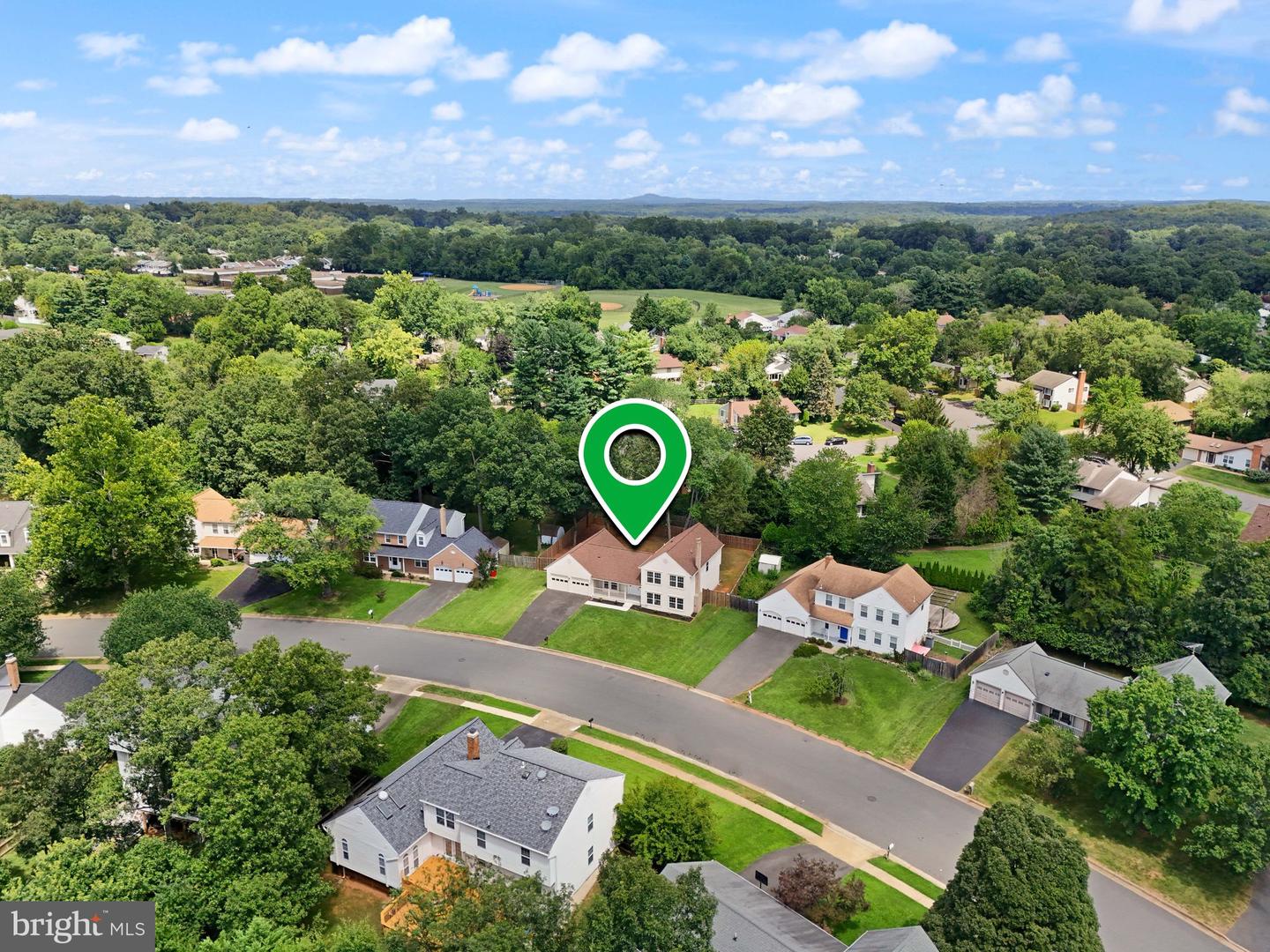 141 SENECA RIDGE DR, STERLING, Virginia 20164, 4 Bedrooms Bedrooms, ,3 BathroomsBathrooms,Residential,For sale,141 SENECA RIDGE DR,VALO2103486 MLS # VALO2103486