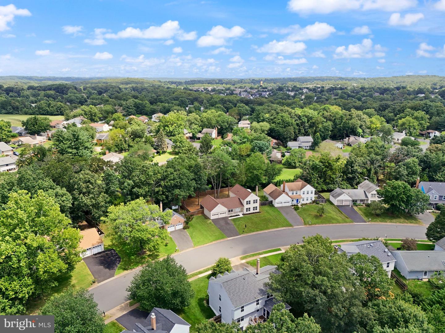 141 SENECA RIDGE DR, STERLING, Virginia 20164, 4 Bedrooms Bedrooms, ,3 BathroomsBathrooms,Residential,For sale,141 SENECA RIDGE DR,VALO2103486 MLS # VALO2103486