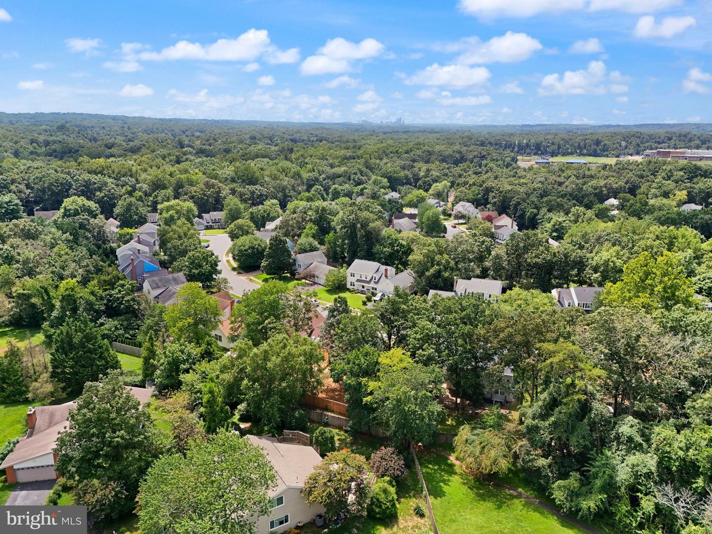 141 SENECA RIDGE DR, STERLING, Virginia 20164, 4 Bedrooms Bedrooms, ,3 BathroomsBathrooms,Residential,For sale,141 SENECA RIDGE DR,VALO2103486 MLS # VALO2103486