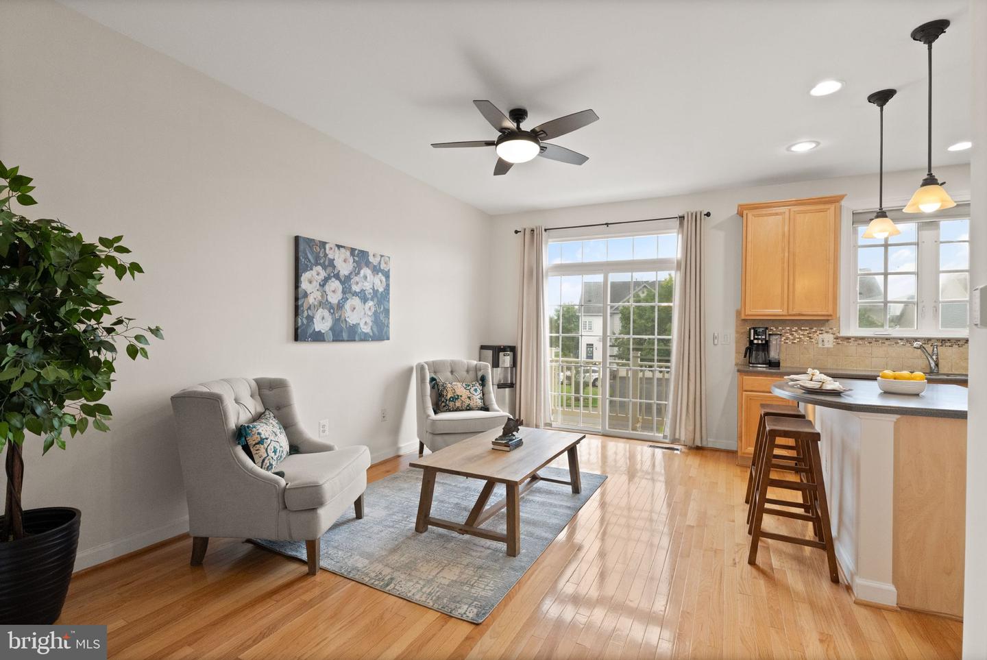 11823 WHITWORTH CANNON LN, BRISTOW, Virginia 20136, 4 Bedrooms Bedrooms, ,3 BathroomsBathrooms,Residential,For sale,11823 WHITWORTH CANNON LN,VAPW2100386 MLS # VAPW2100386